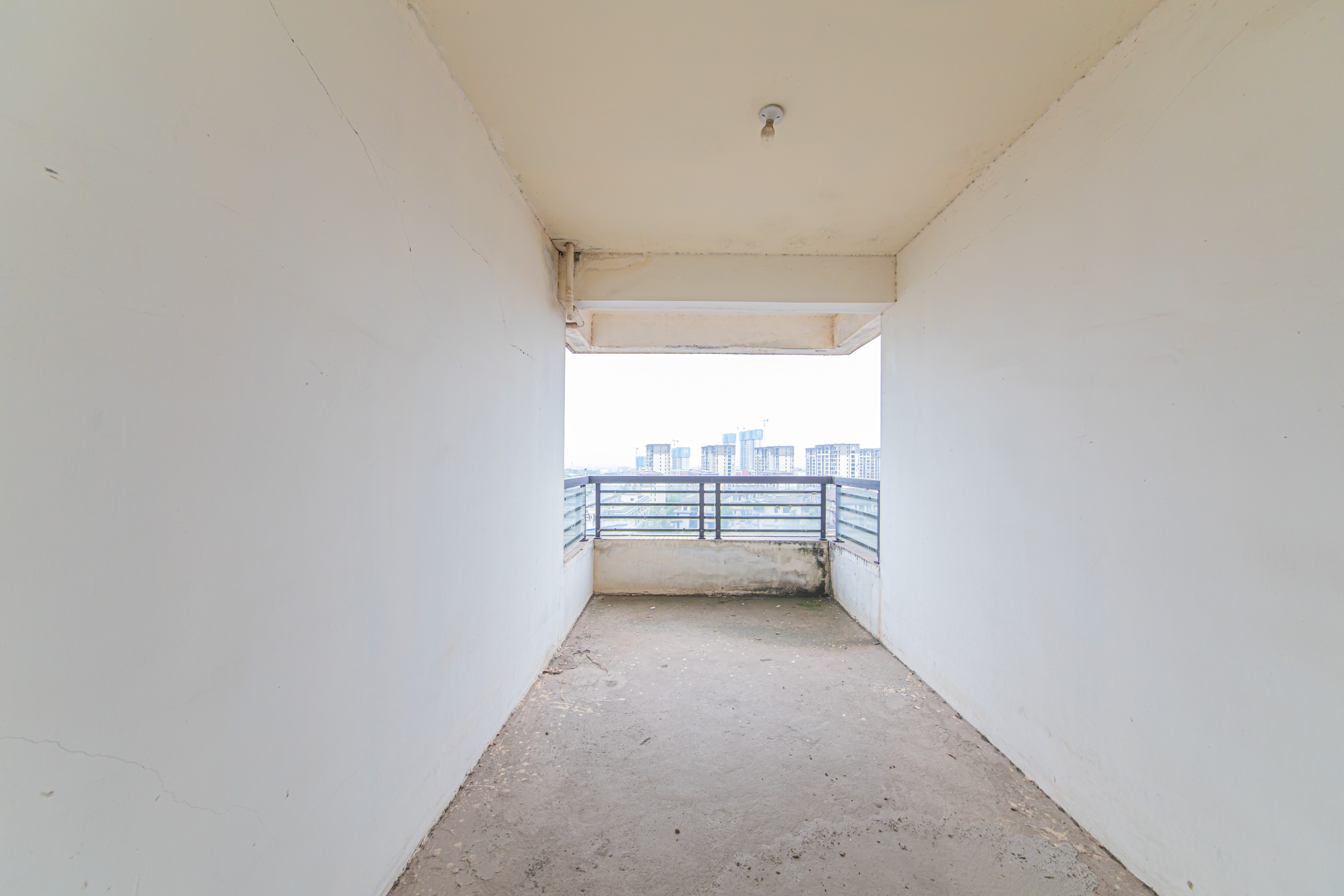 大唐印象一期云海湾 6室2厅3卫 298.0万 大唐印象一期云海湾 6室2厅3卫 298.0万卧室