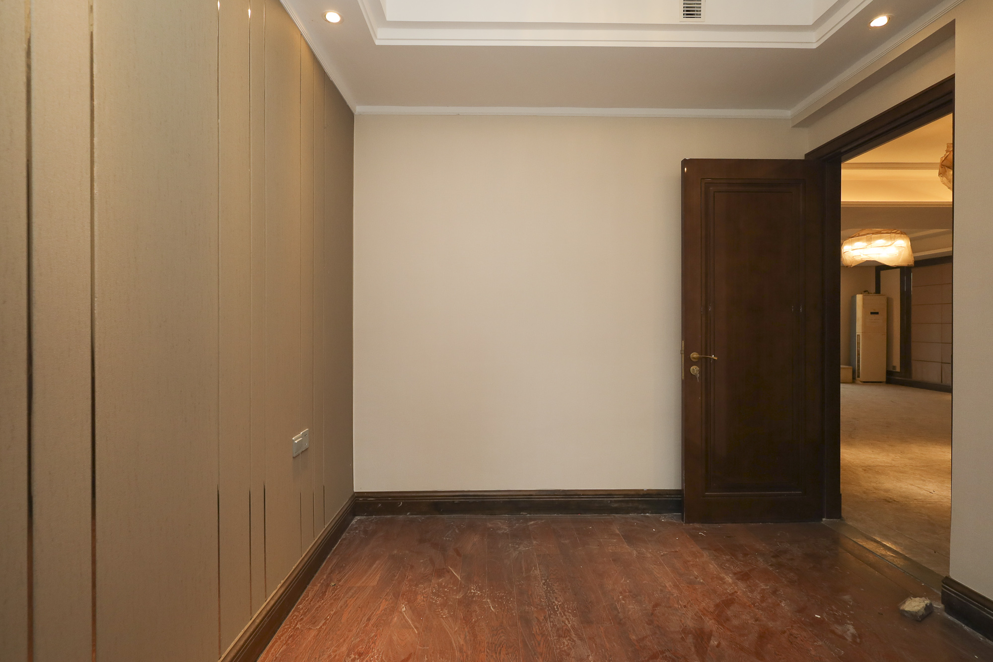 恒大御景天下城一期  3室2厅2卫    115.0万 恒大御景天下城一期  3室2厅2卫    115.0万卧室