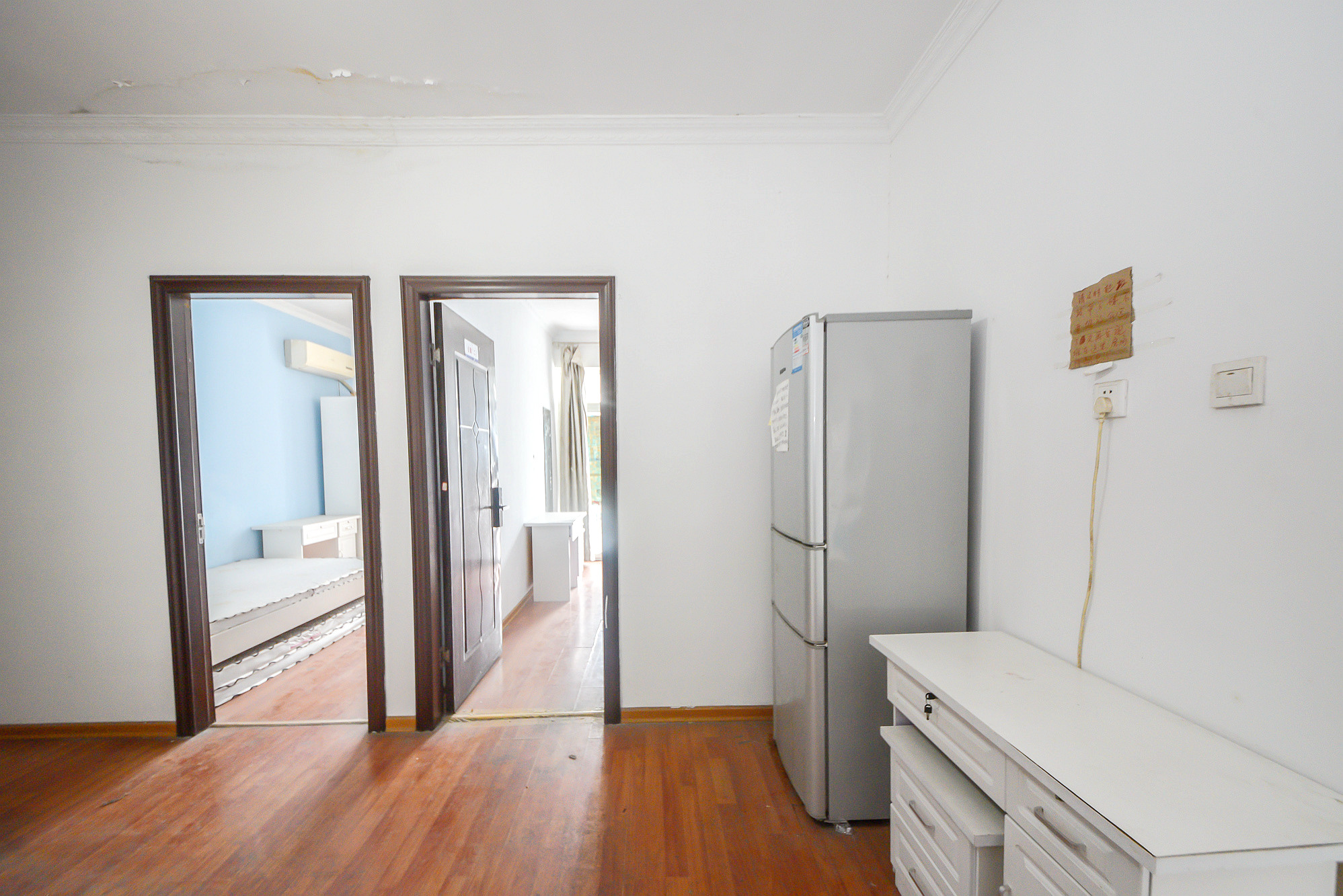 菁华源 4室2厅2卫 95.0万 菁华源 4室2厅2卫 95.0万客厅