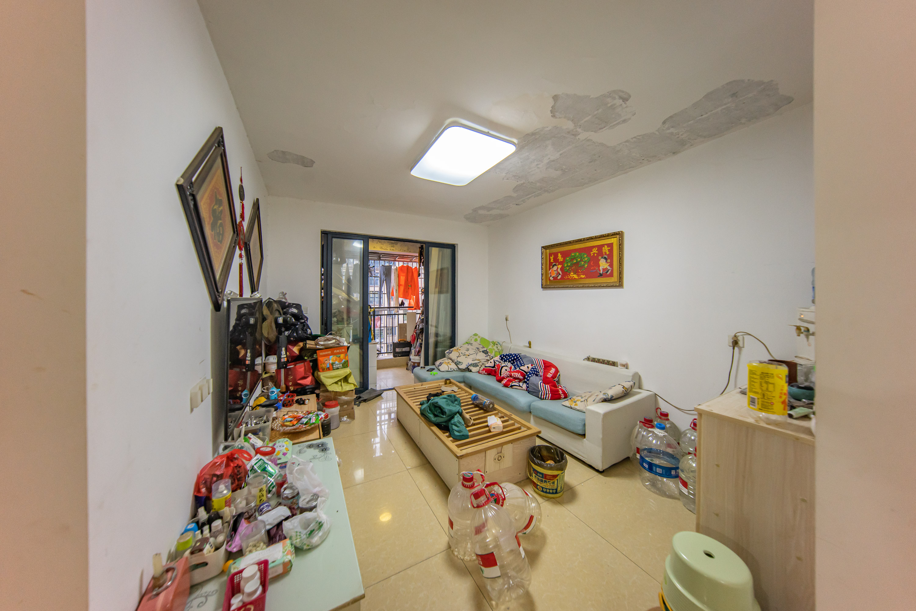 中建麓山和苑  2室2厅1卫   61.00万客厅