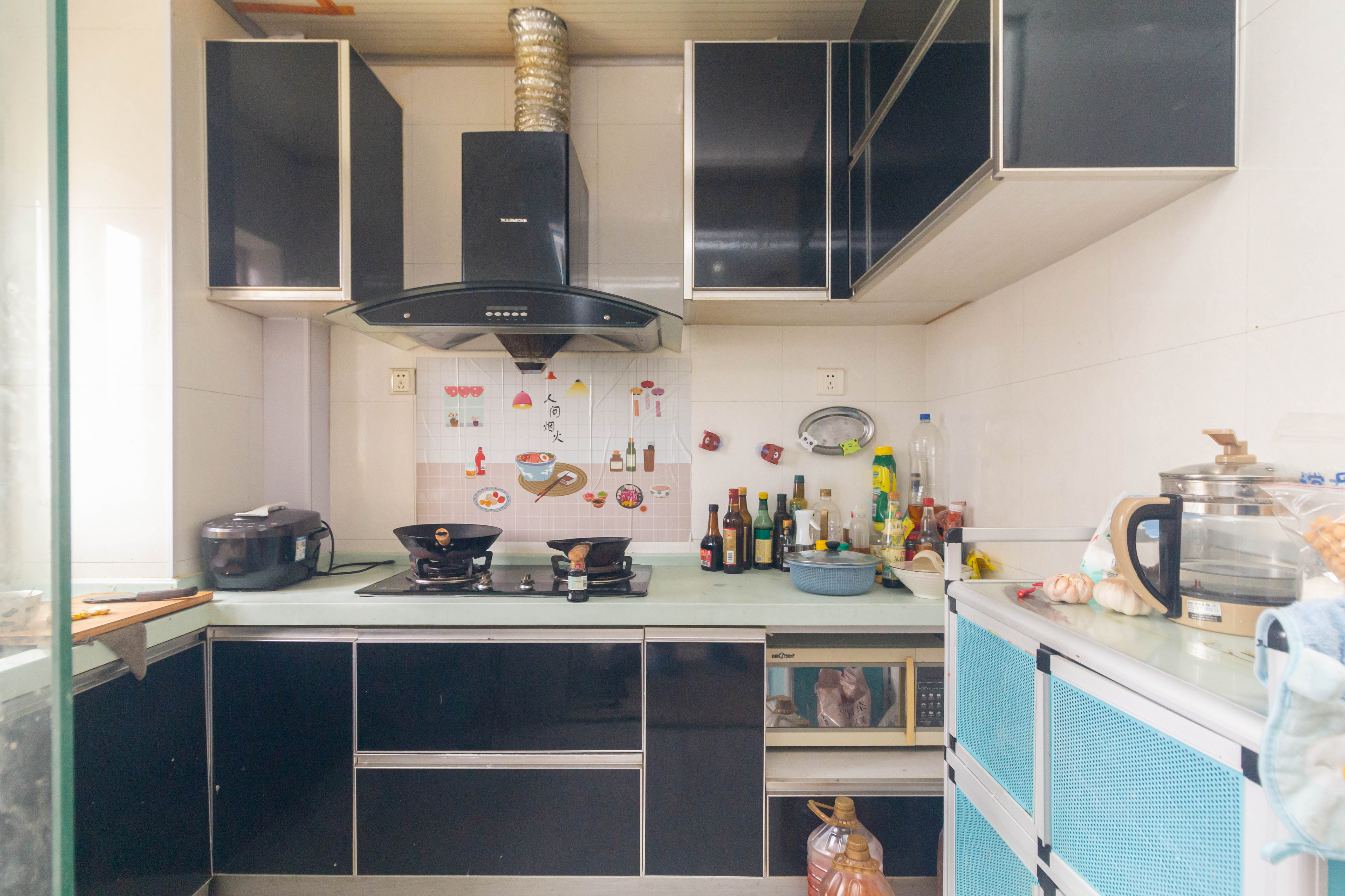 圣力华苑 3室2厅2卫 59.8万 圣力华苑 3室2厅2卫 59.8万厨房