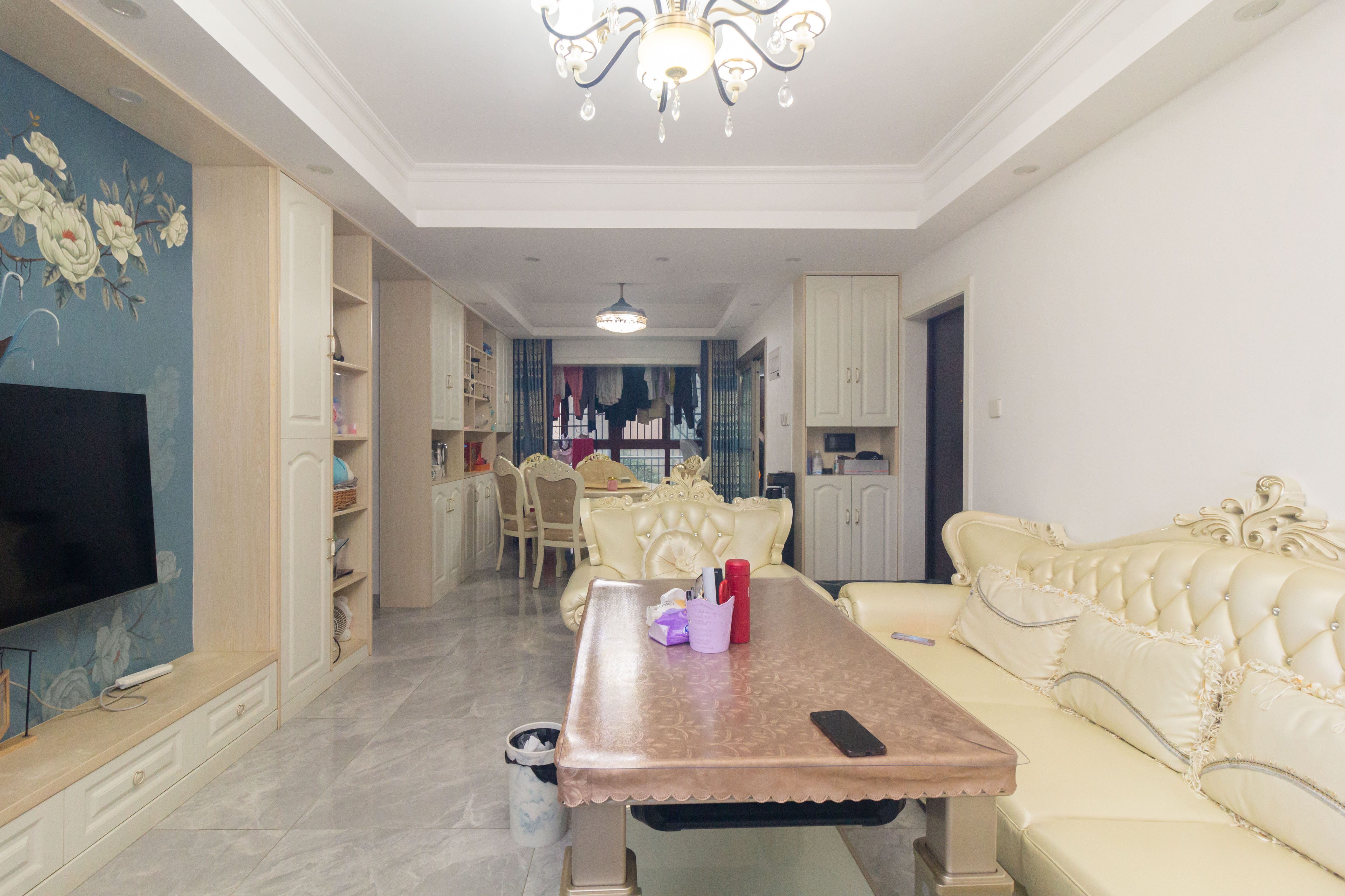 金科天悦(金科美邻汇) 3室2厅2卫 75.0万 金科天悦(金科美邻汇) 3室2厅2卫 75.0万客厅