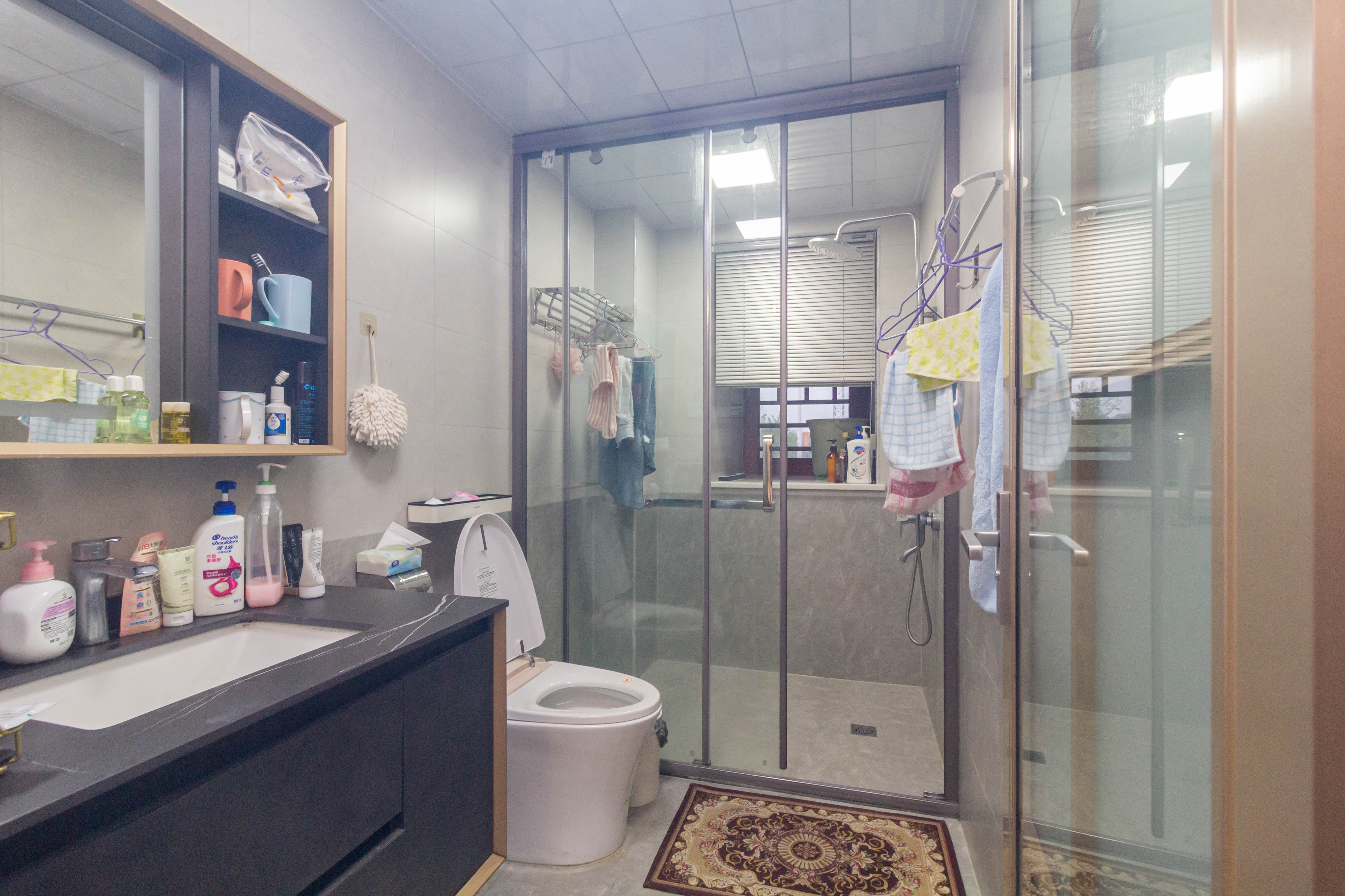 金科天悦(金科美邻汇) 3室2厅2卫 75.0万 金科天悦(金科美邻汇) 3室2厅2卫 75.0万卫生间