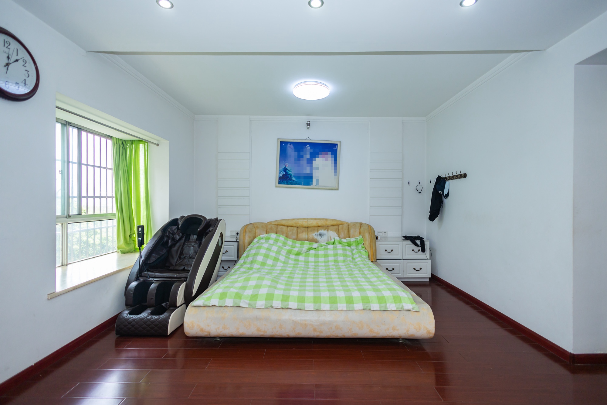 星城雅郡 4室2厅2卫 83.44万 星城雅郡 4室2厅2卫 83.44万卧室