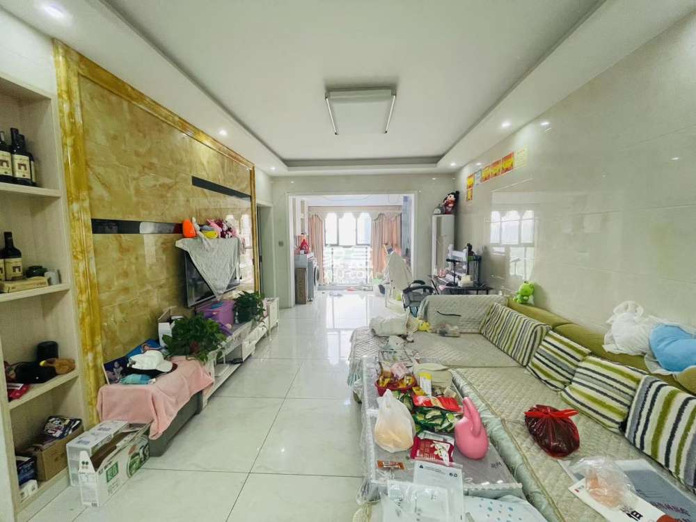 美的城四期  3室1厅1卫   50.00万