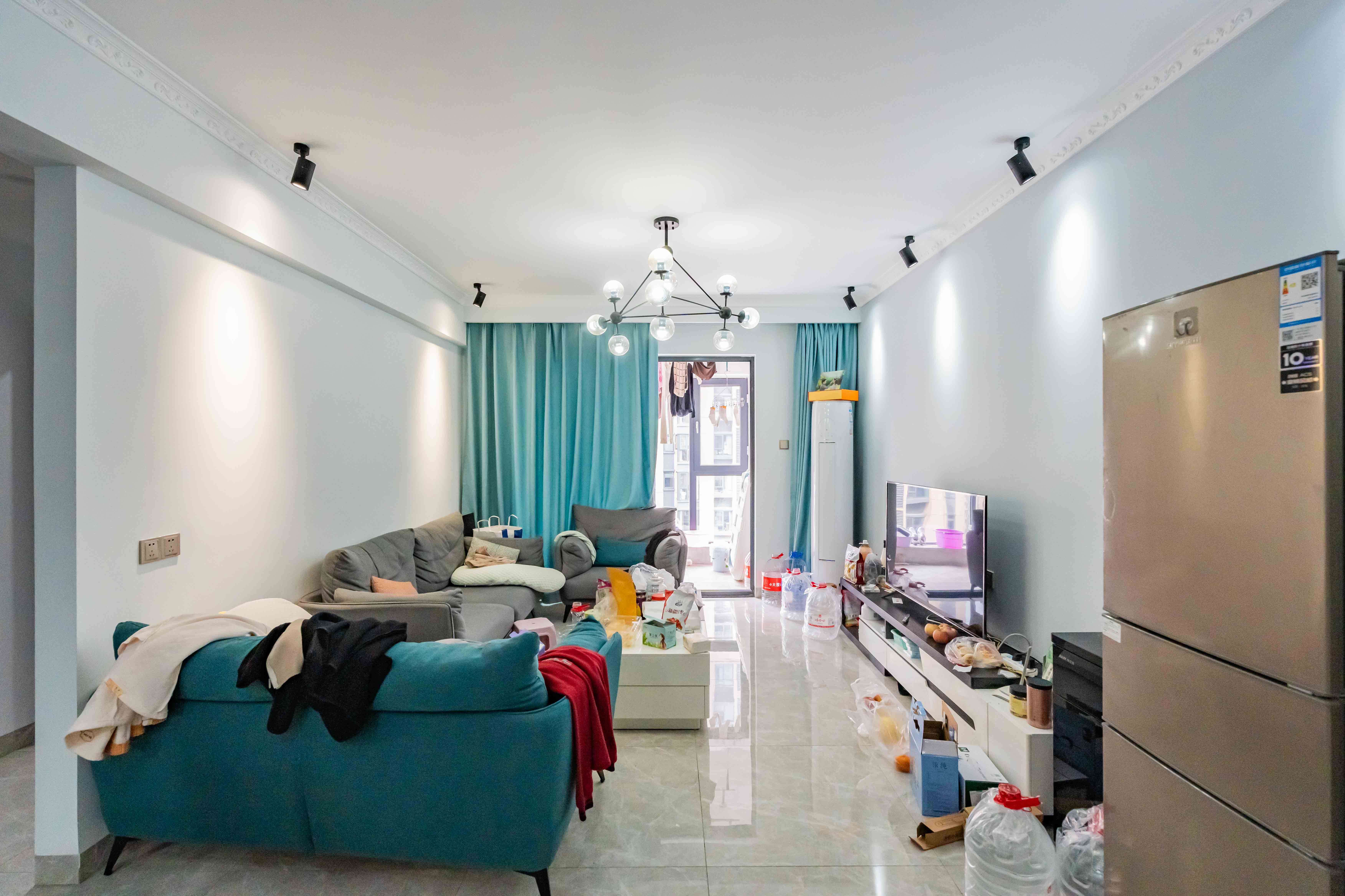 天健城  3室2厅1卫    152.0万 天健城  3室2厅1卫    152.0万客厅