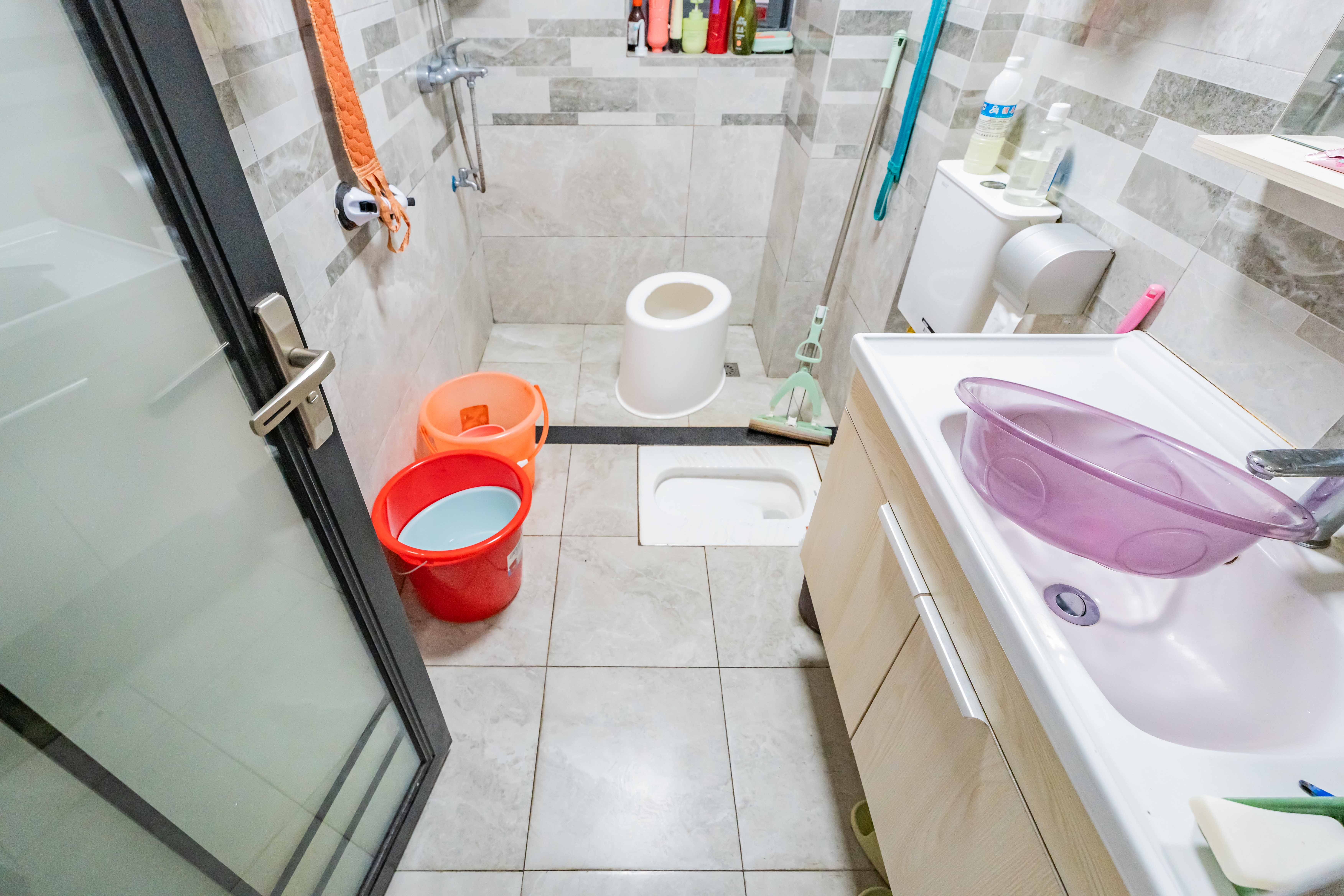 天健城  3室2厅1卫    152.0万 天健城  3室2厅1卫    152.0万卫生间