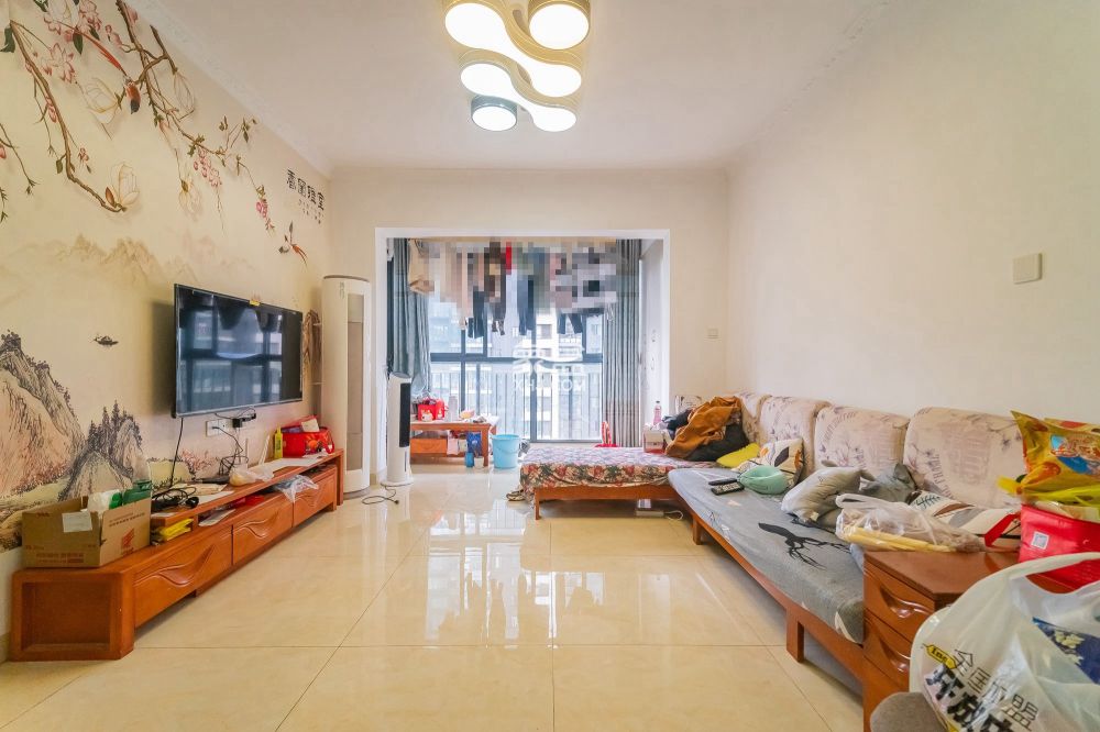 恒基凯旋门一二期  3室2厅1卫    65.0万