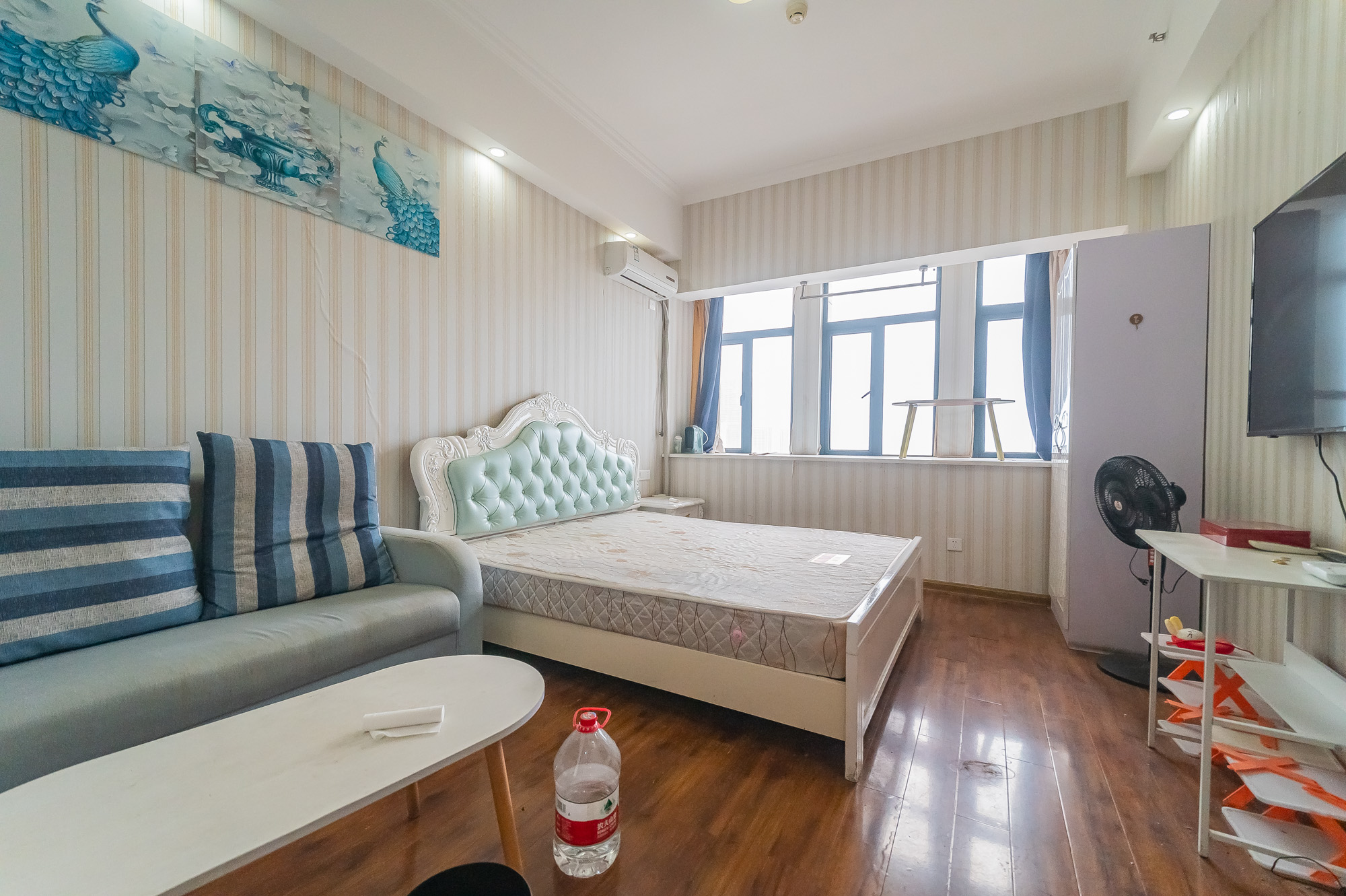 兆坤星悦荟 1室1厅1卫 20.0万 兆坤星悦荟 1室1厅1卫 20.0万客厅