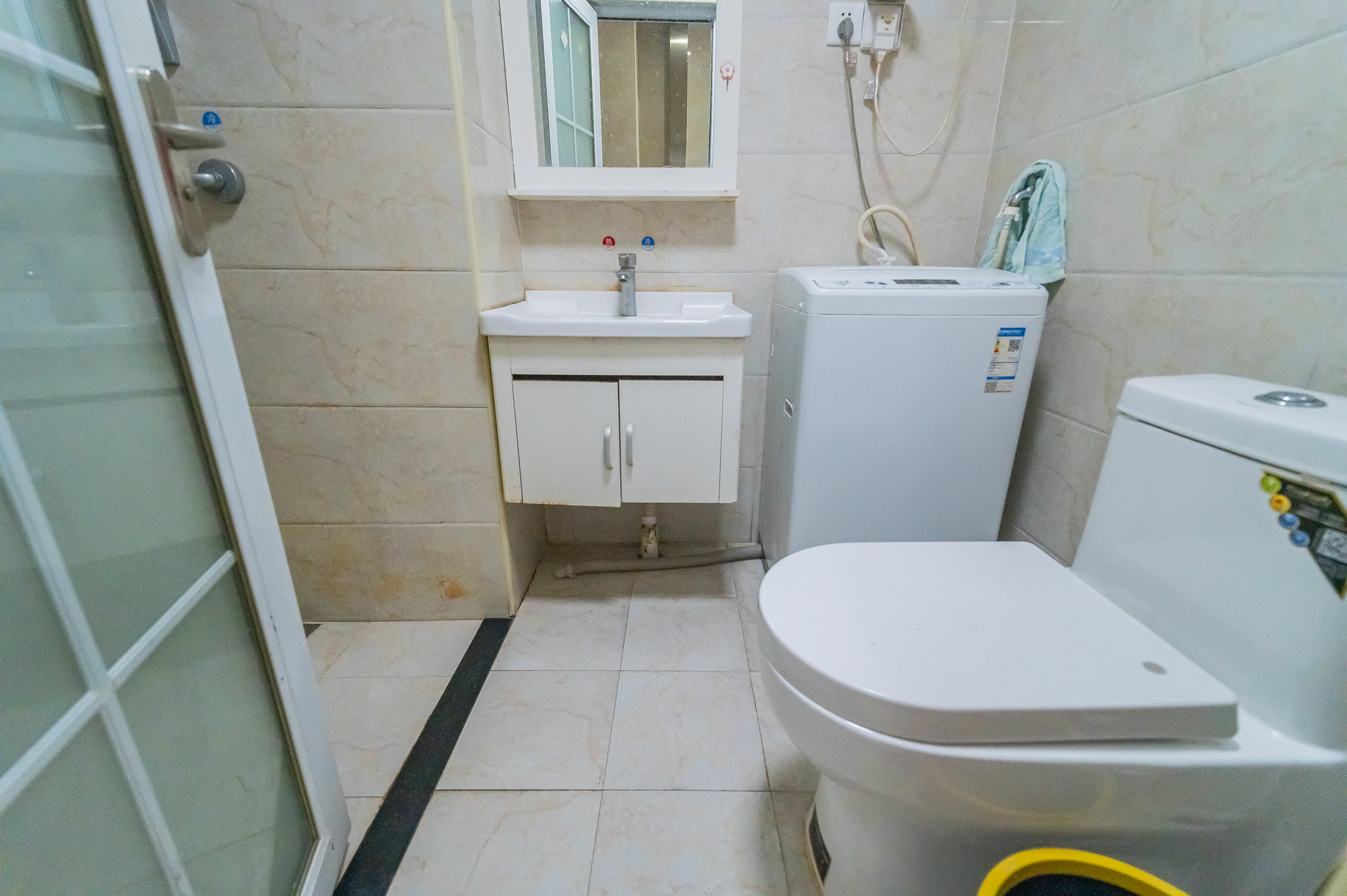 兆坤星悦荟 1室1厅1卫 20.0万 兆坤星悦荟 1室1厅1卫 20.0万卫生间