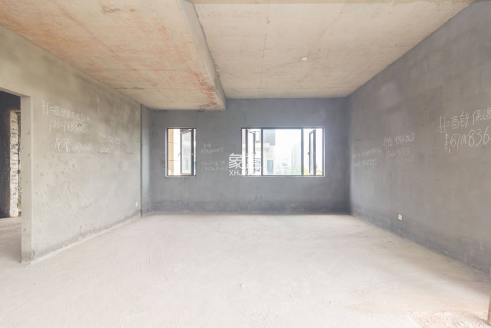 广悦星苑润园  7室3厅3卫    193.0万