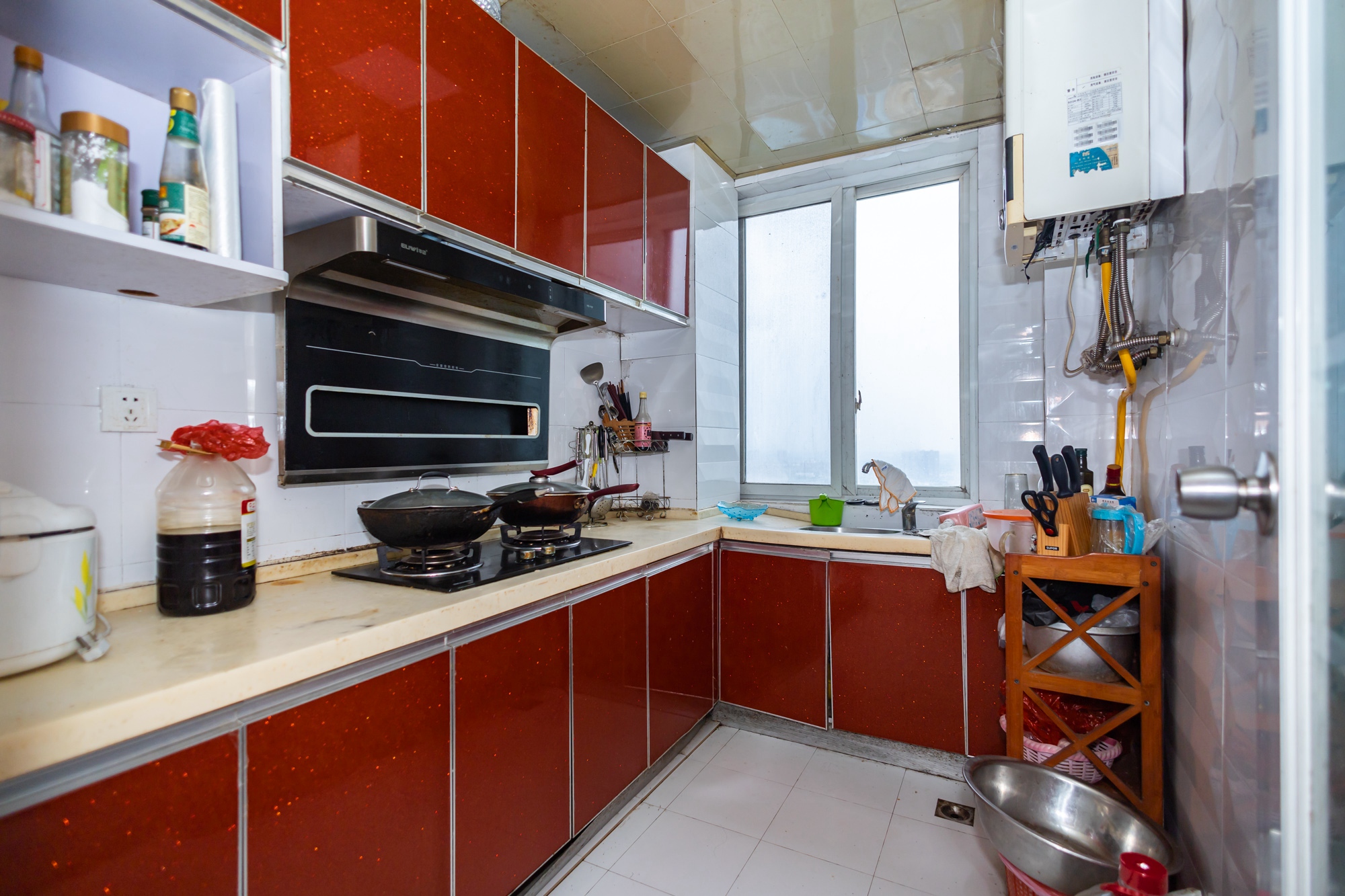 开源鑫苑  5室2厅2卫    128.0万厨房