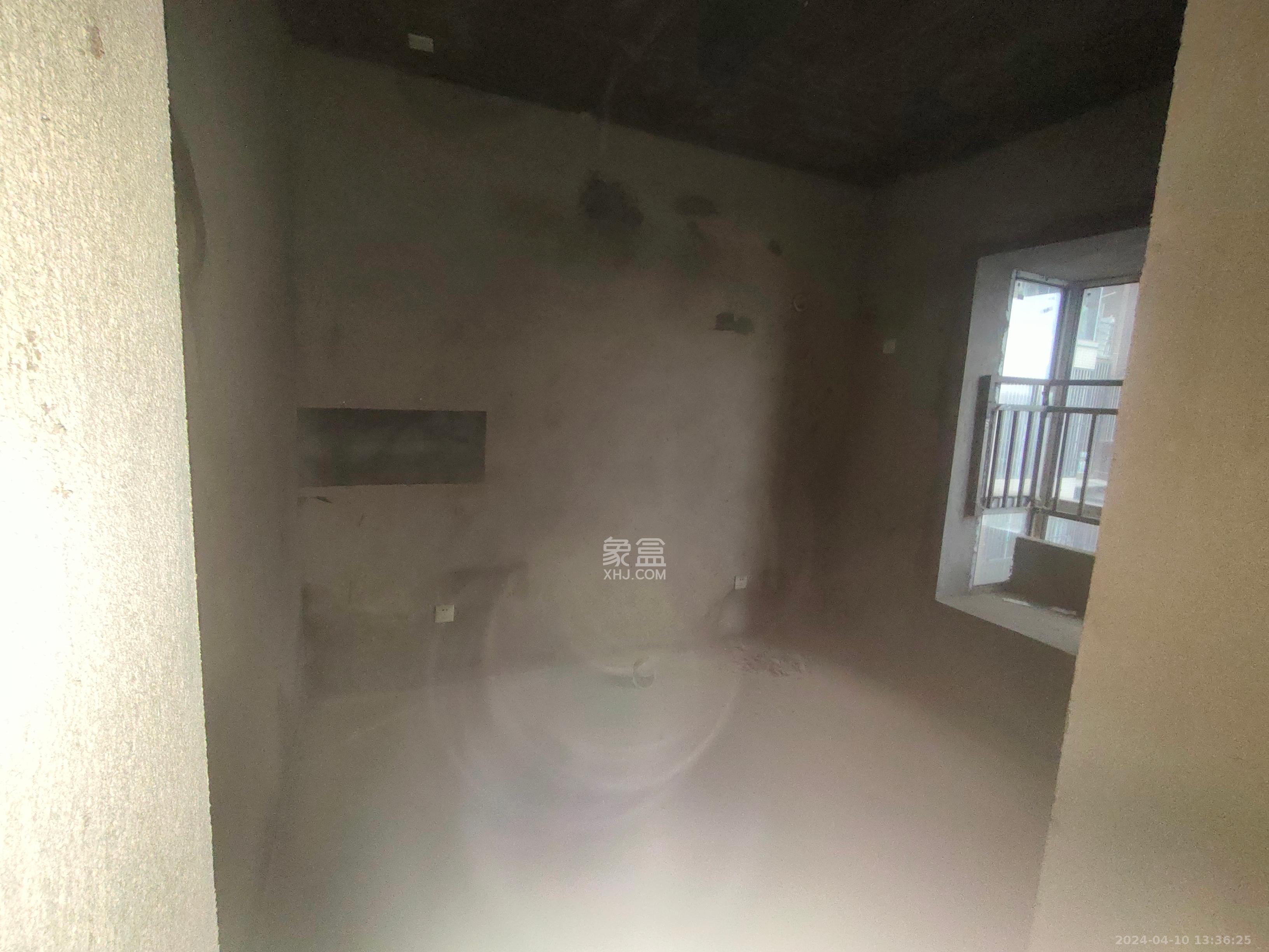 绿地V岛  1室1厅1卫   1500.00元/月室内图