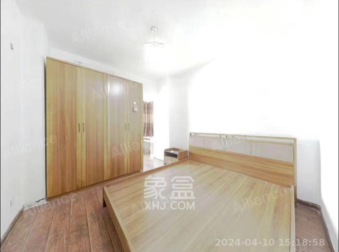 华天LOHO小镇  1室1厅1卫   1200.00元/月室内图1