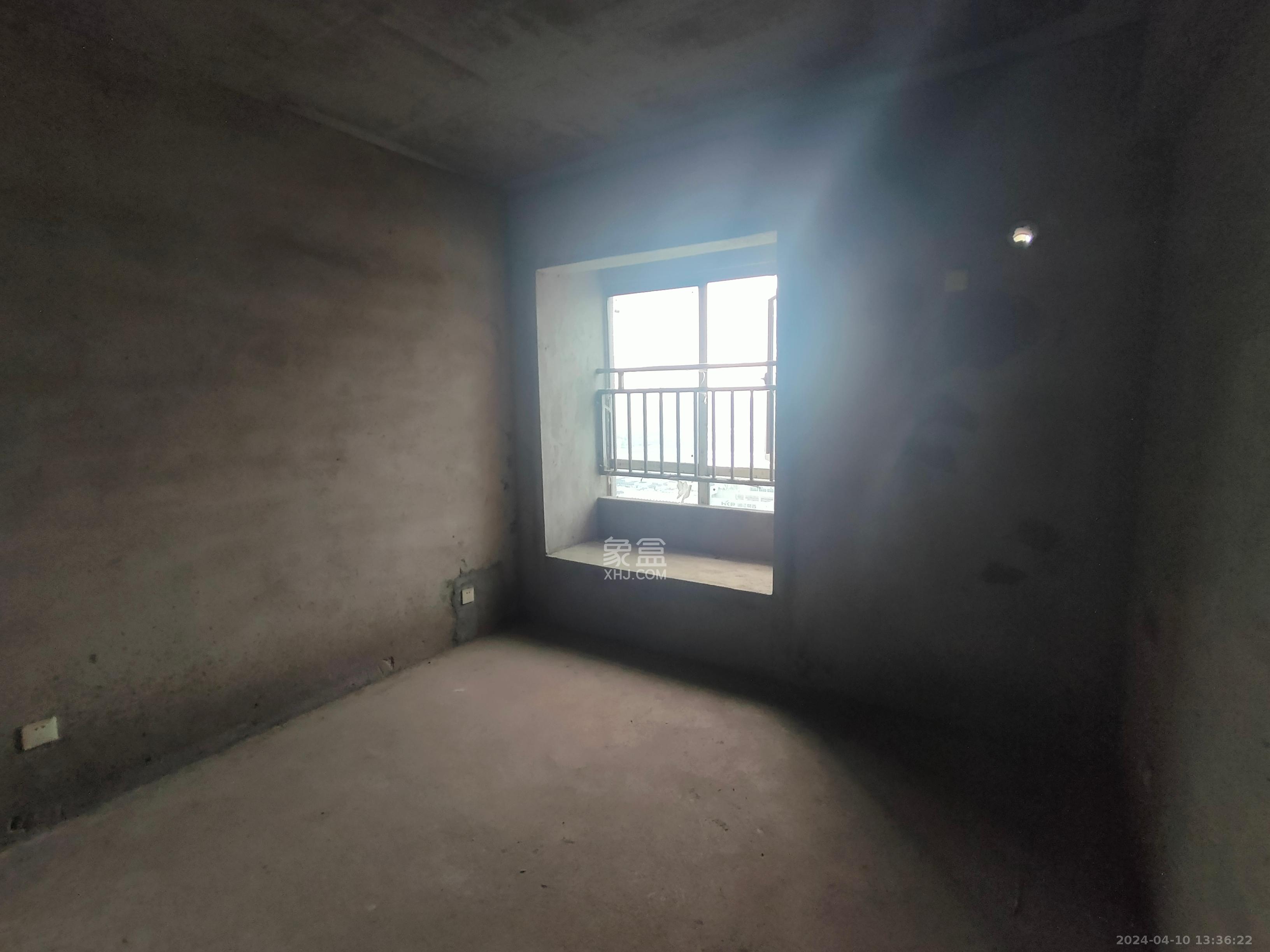 绿地V岛  1室1厅1卫   1500.00元/月室内图