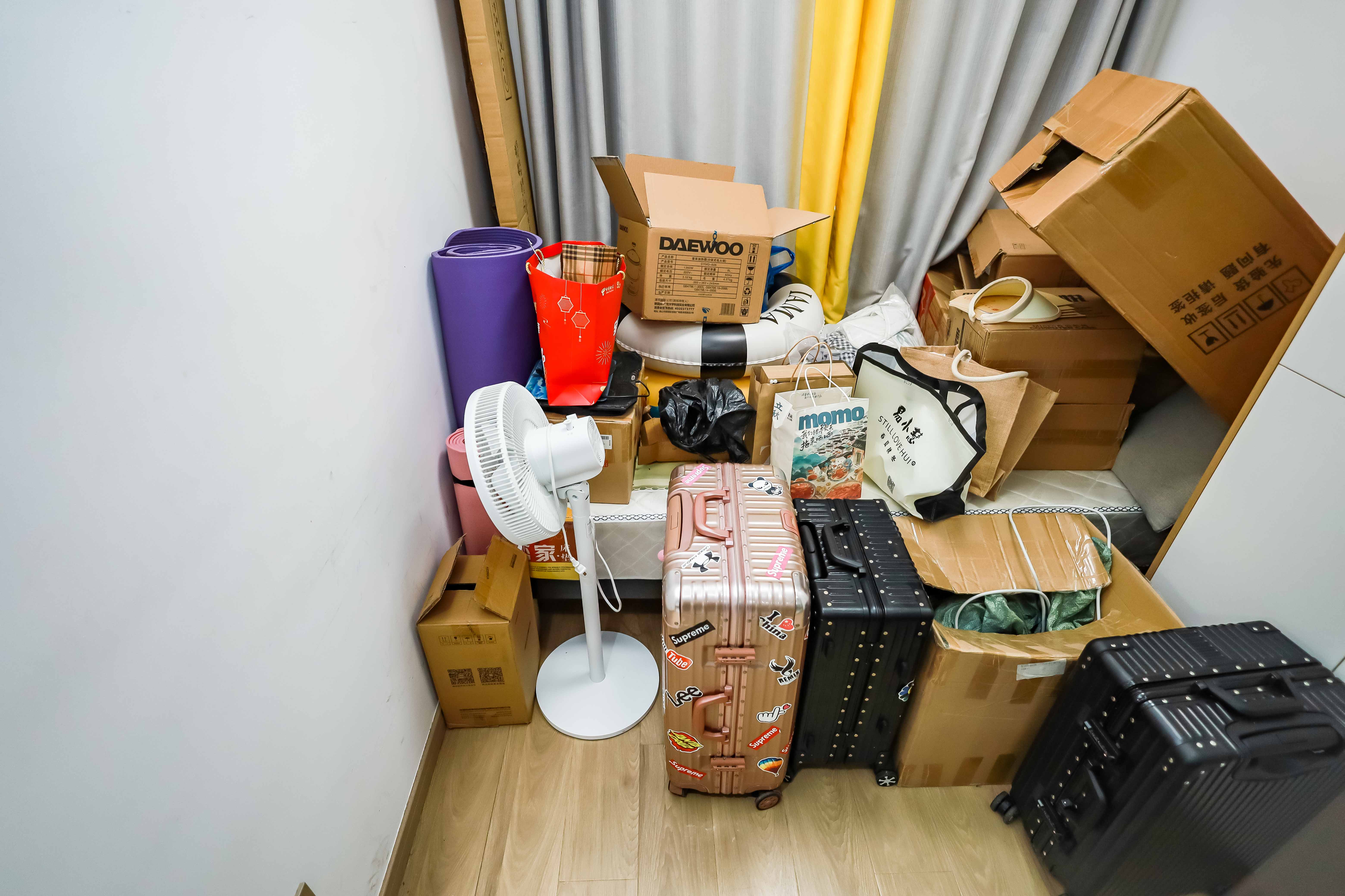 长房云时代  3室2厅1卫   98.00万卧室