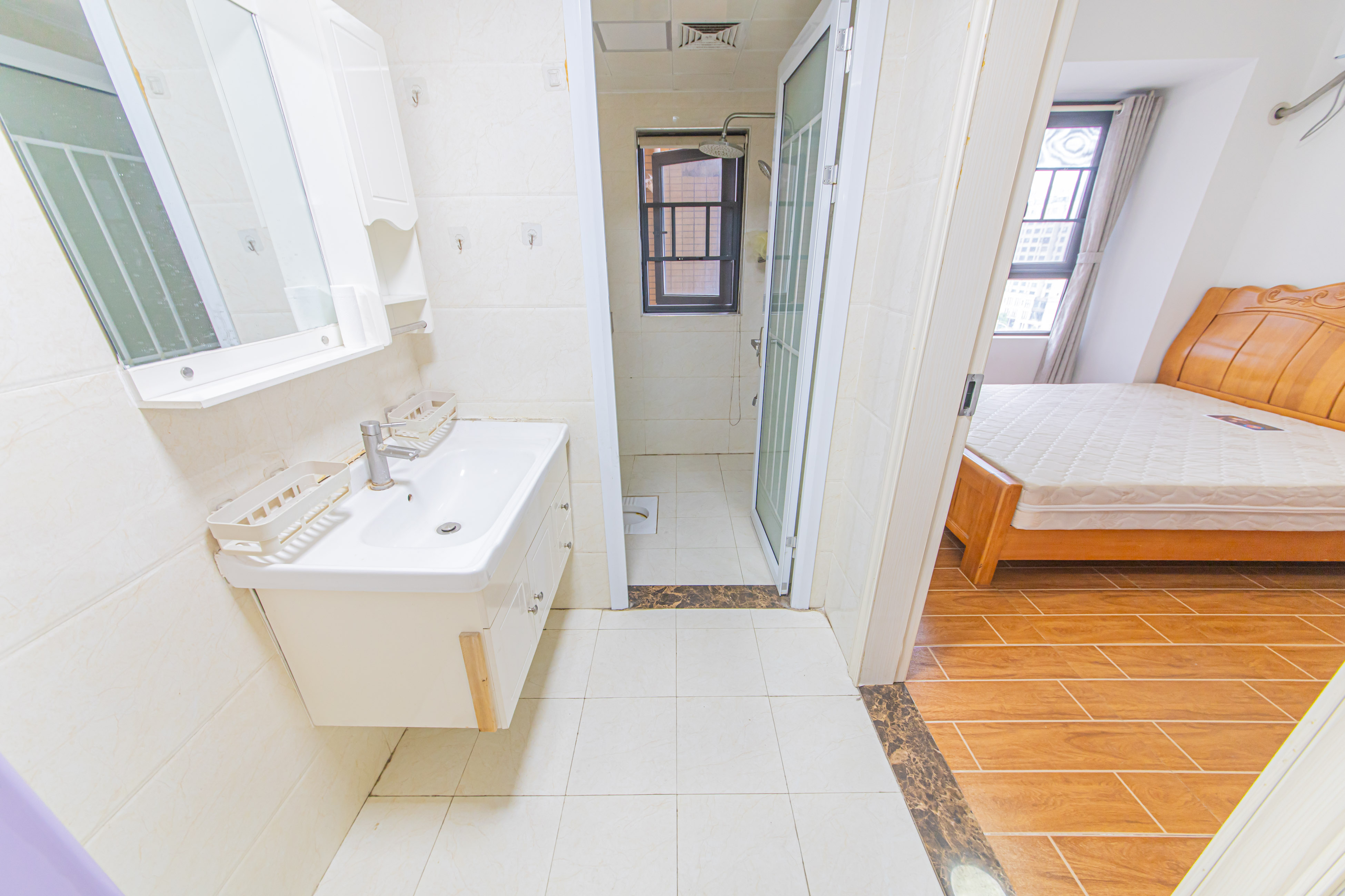 北辰中央公园C区  3室2厅1卫    85.8万卫生间