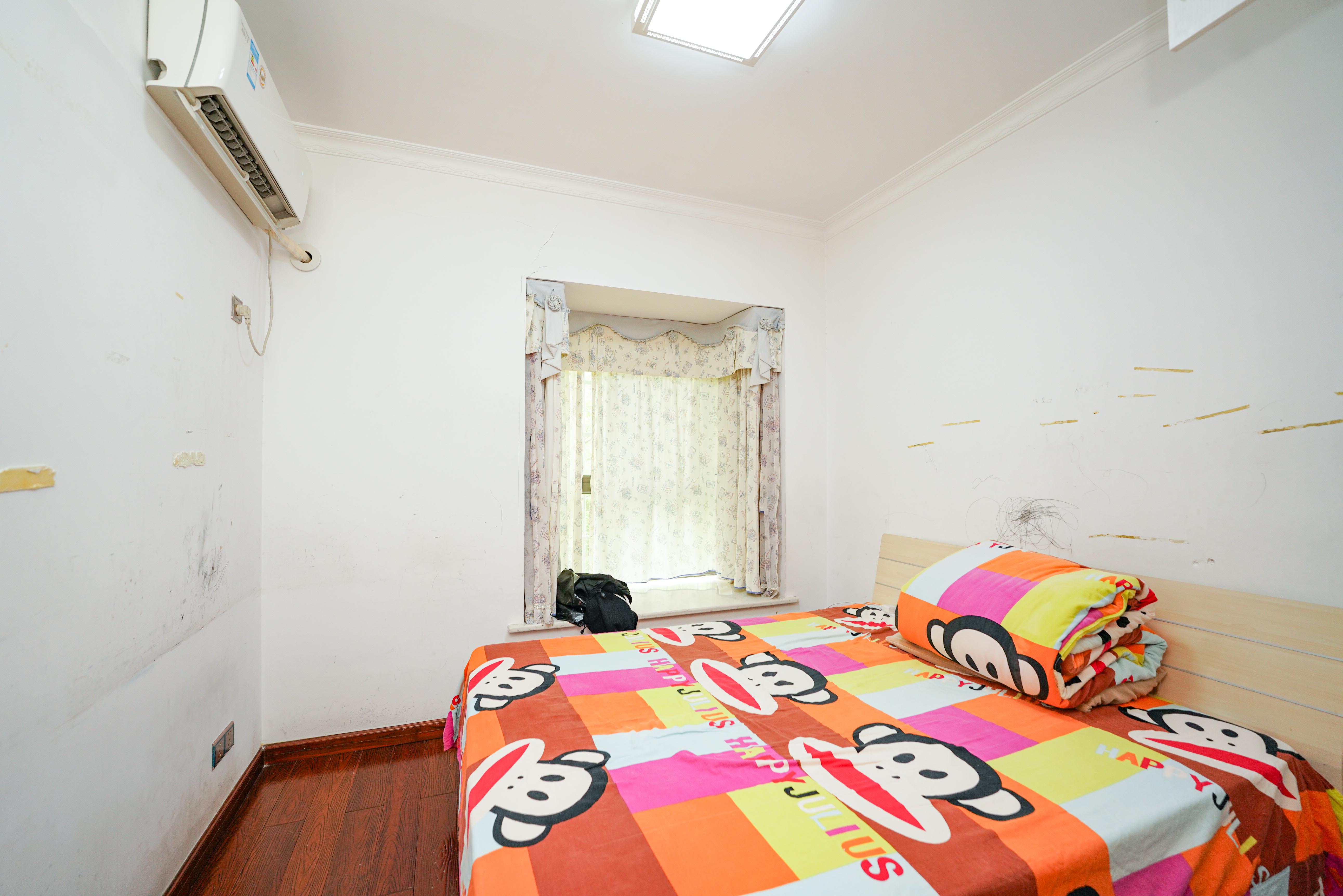 嘉华城（一期）  3室2厅1卫    125.0万卧室