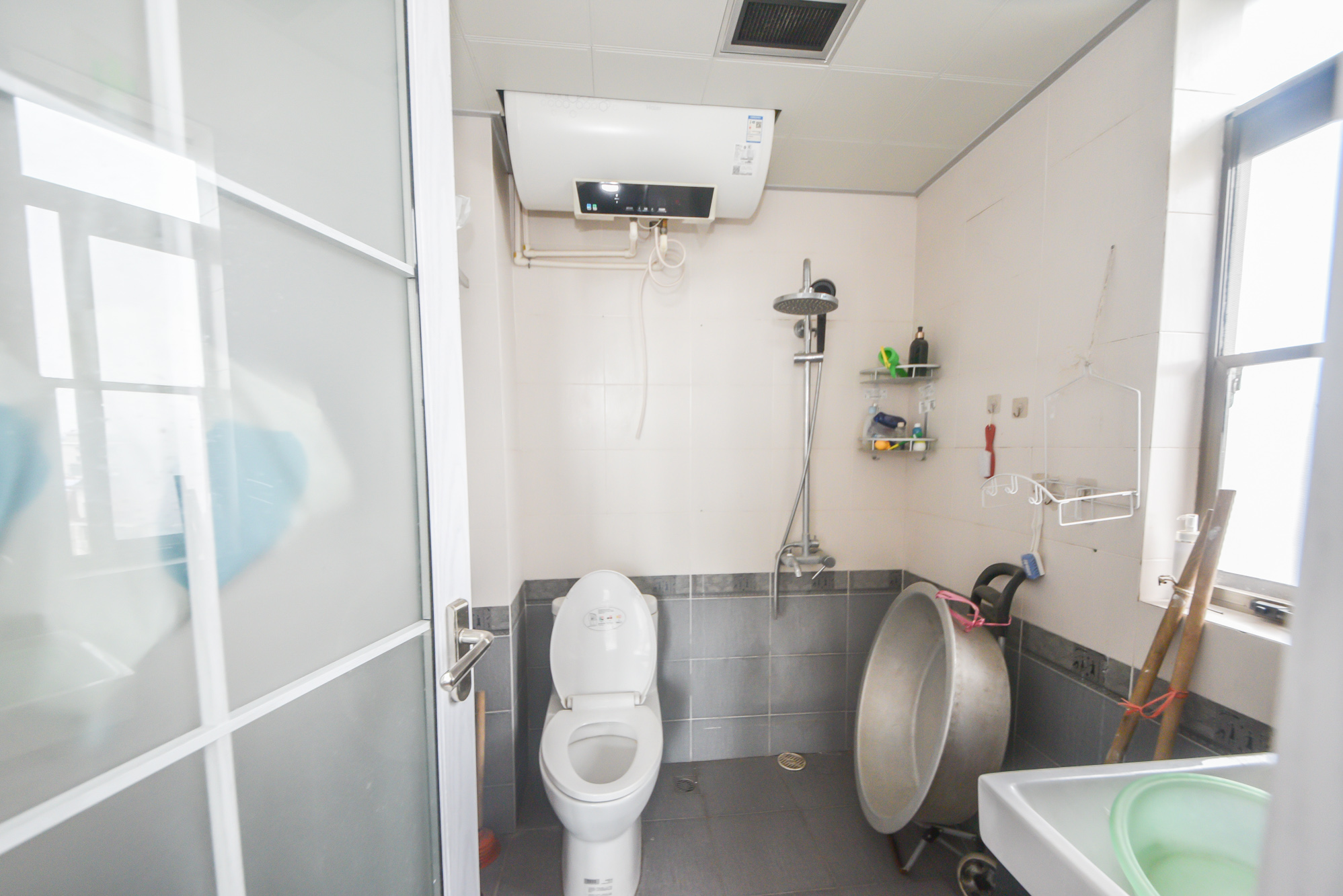 城南郡 4室2厅2卫 102.0万 城南郡 4室2厅2卫 102.0万卫生间