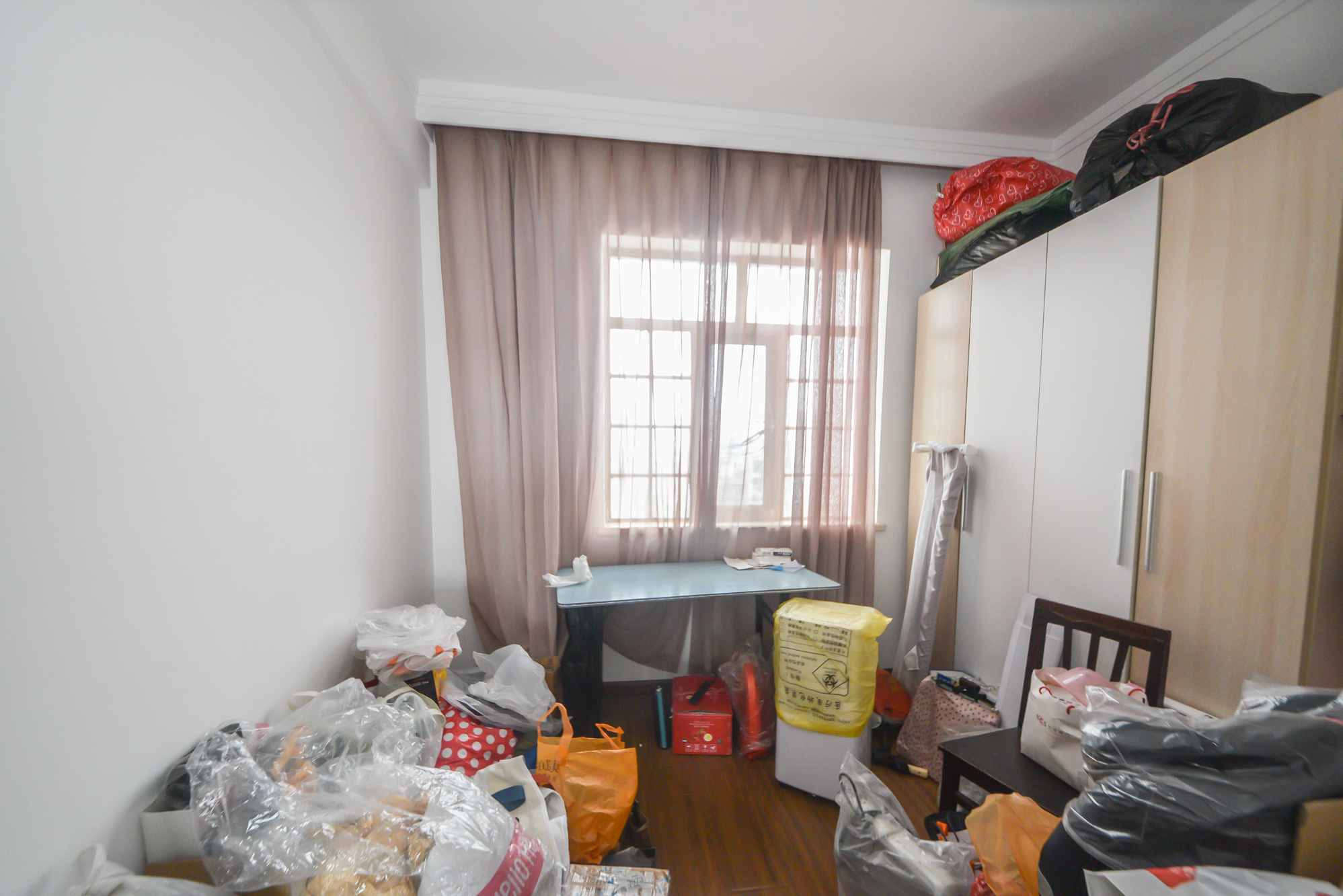 城南郡 4室2厅2卫 102.0万 城南郡 4室2厅2卫 102.0万卧室