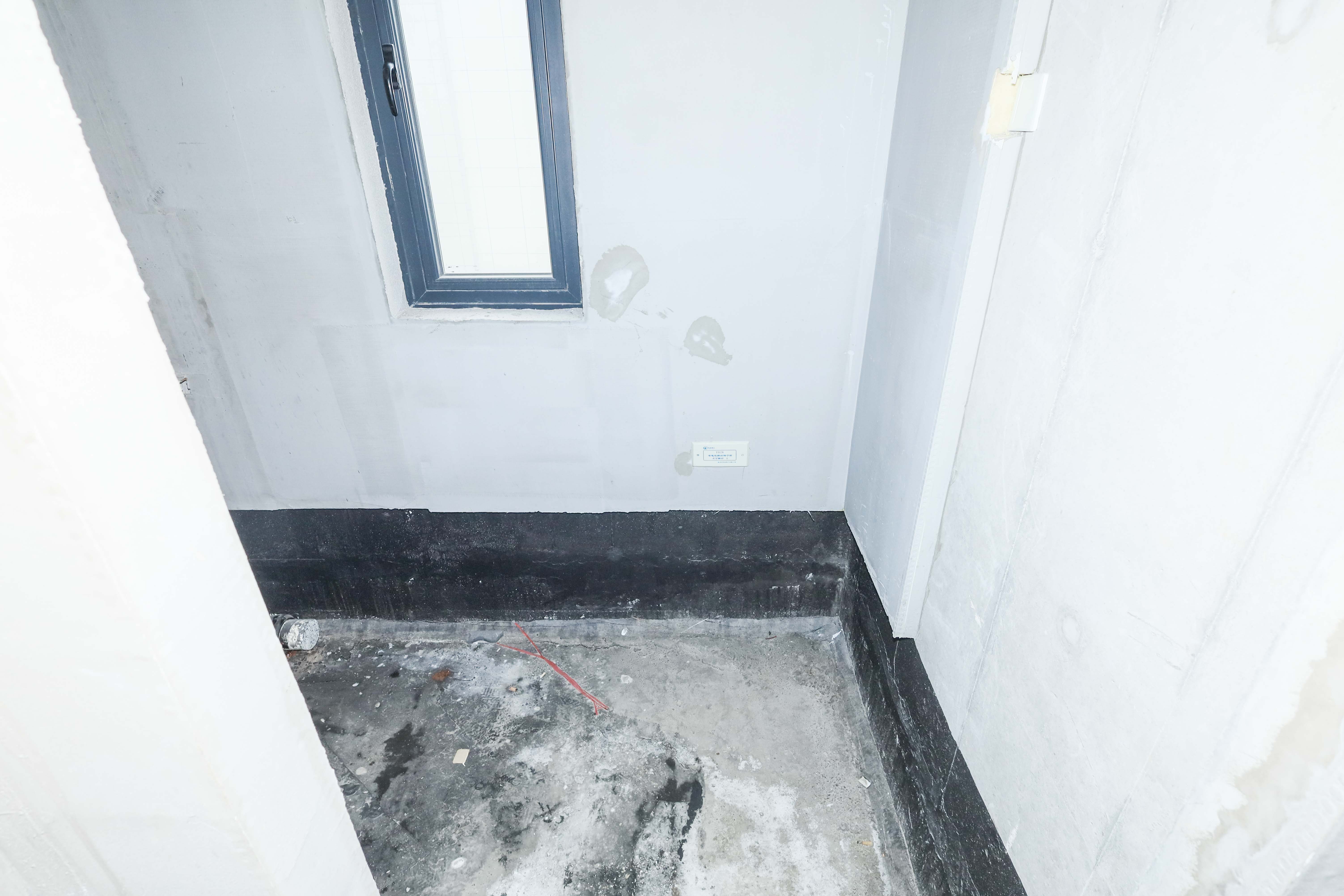 南山梅溪一方  4室2厅2卫   190.00万卫生间