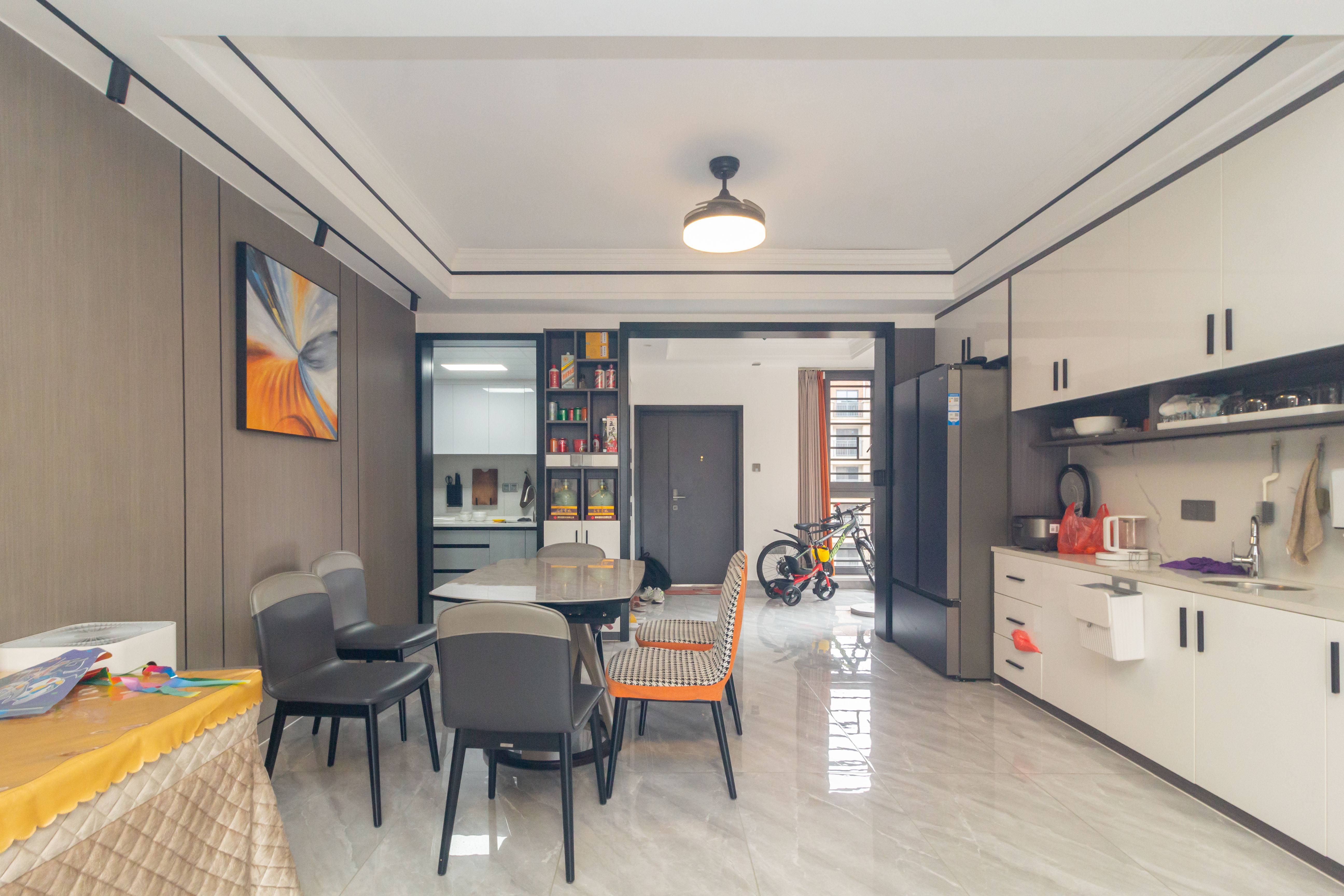 沃家苑 3室2厅2卫 114.8万 沃家苑 3室2厅2卫 114.8万客厅