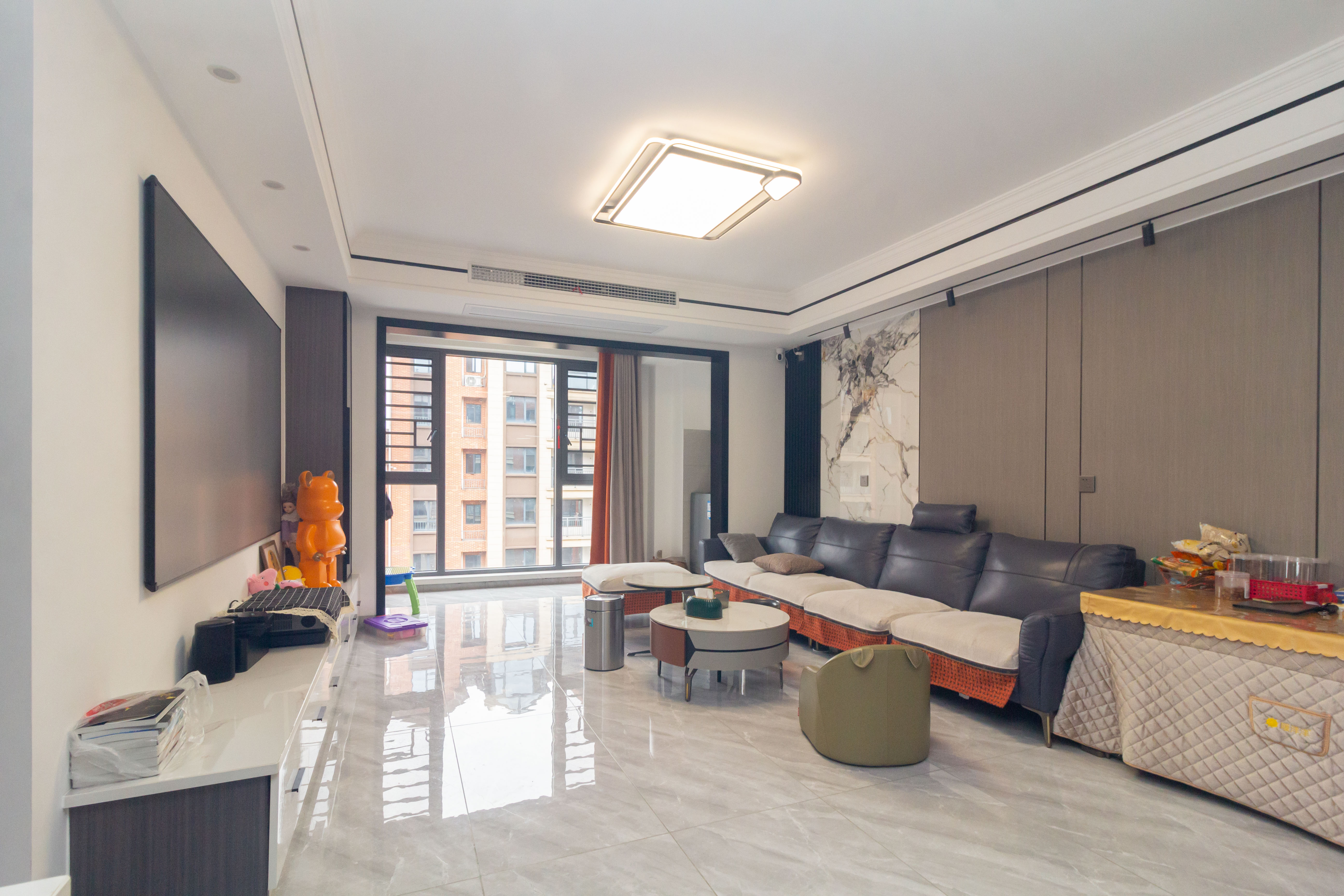 沃家苑 3室2厅2卫 114.8万 沃家苑 3室2厅2卫 114.8万客厅