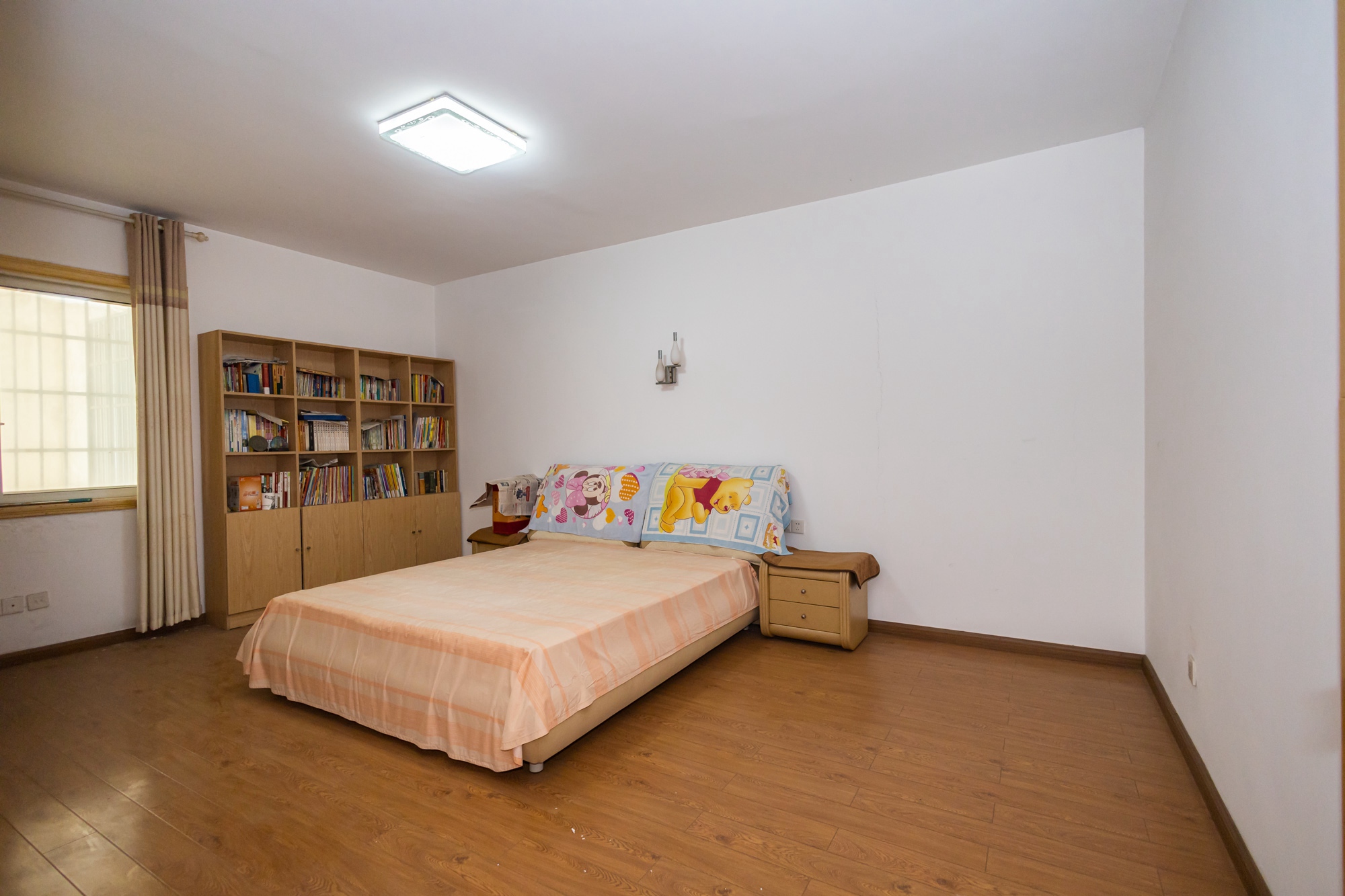 开源鑫阁 4室2厅2卫 85.8万 开源鑫阁 4室2厅2卫 85.8万卧室