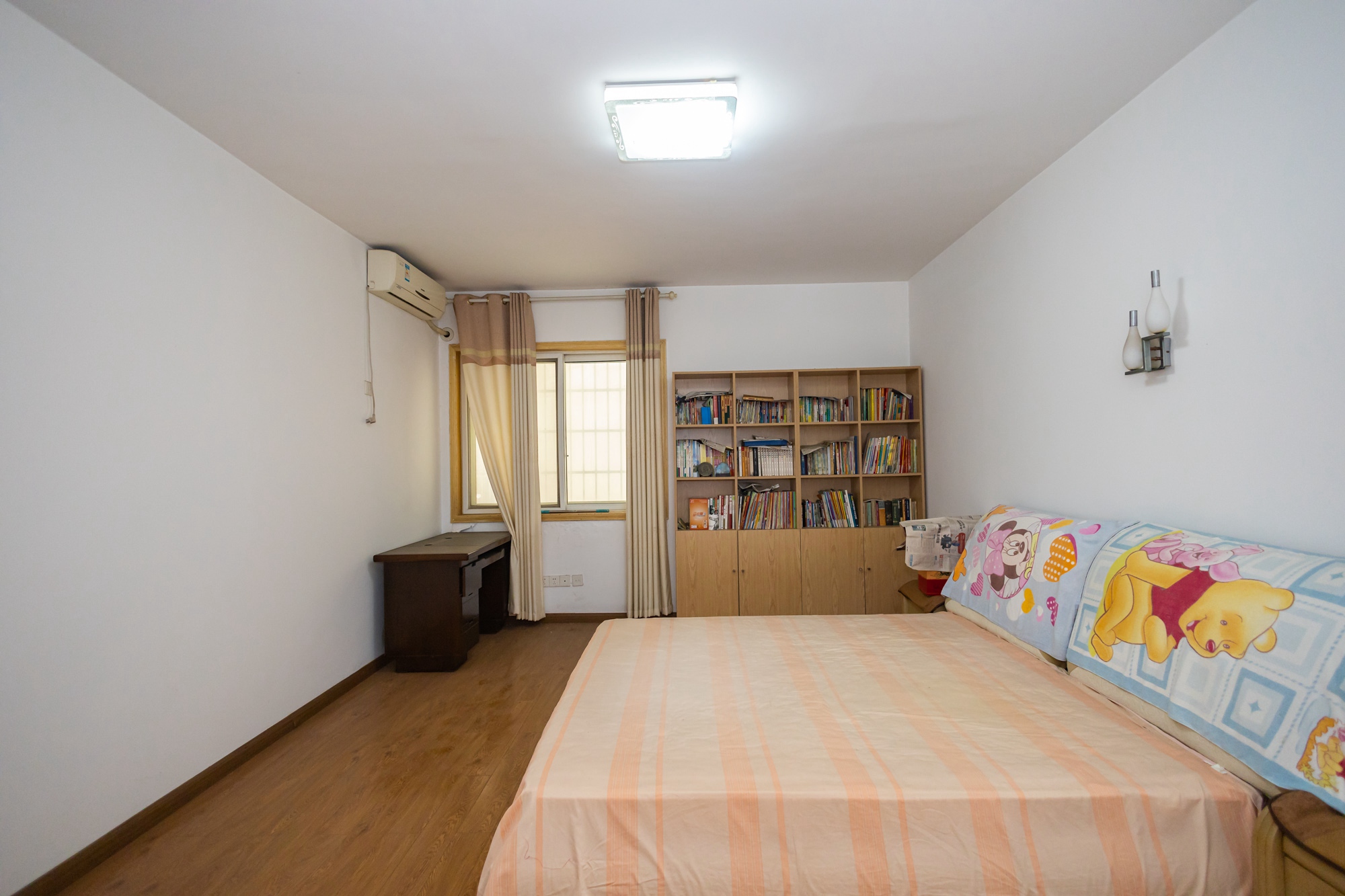 开源鑫阁 4室2厅2卫 85.8万 开源鑫阁 4室2厅2卫 85.8万卧室