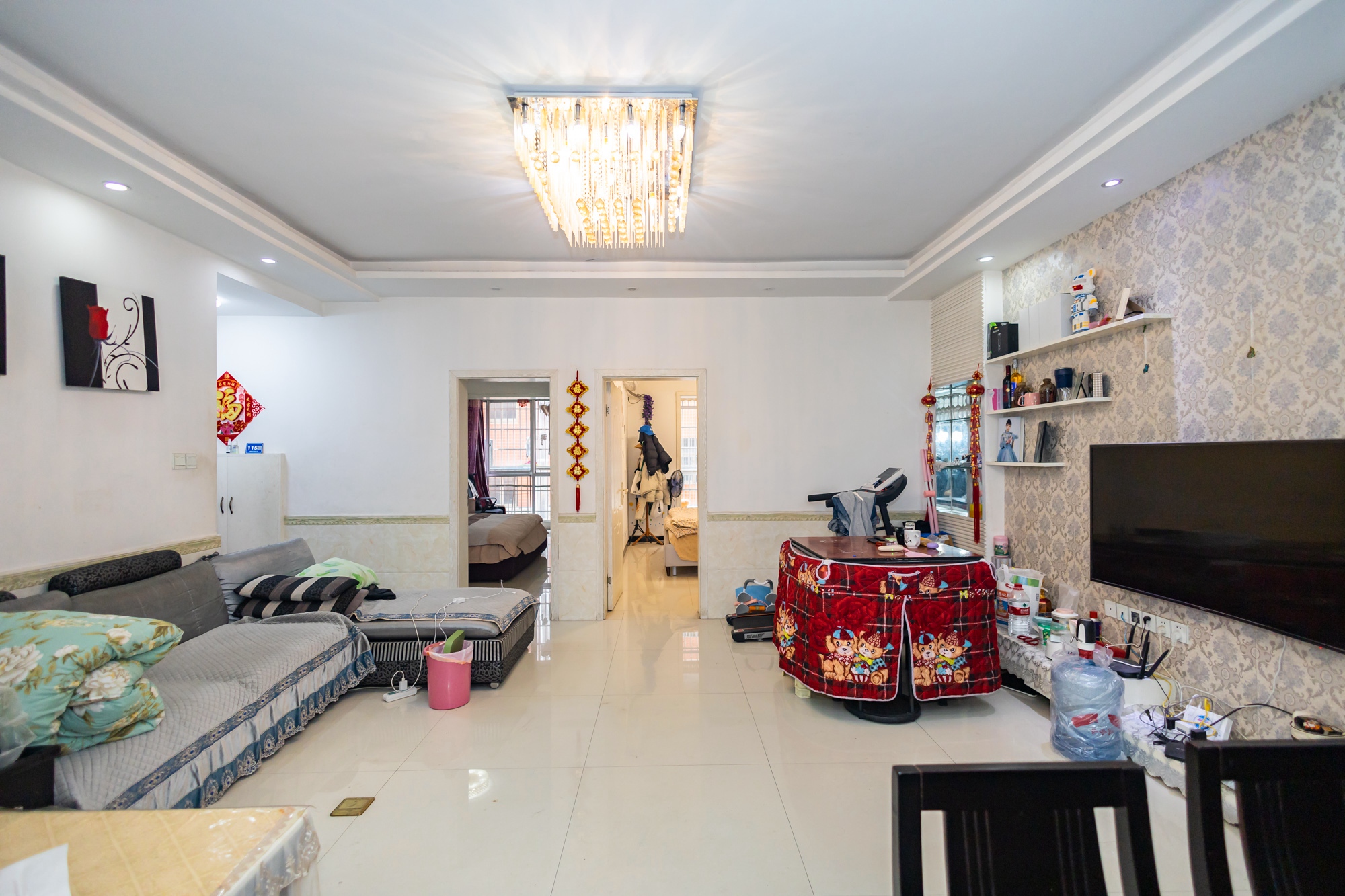 湘绣城 2室2厅1卫 60.0万 湘绣城 2室2厅1卫 60.0万客厅