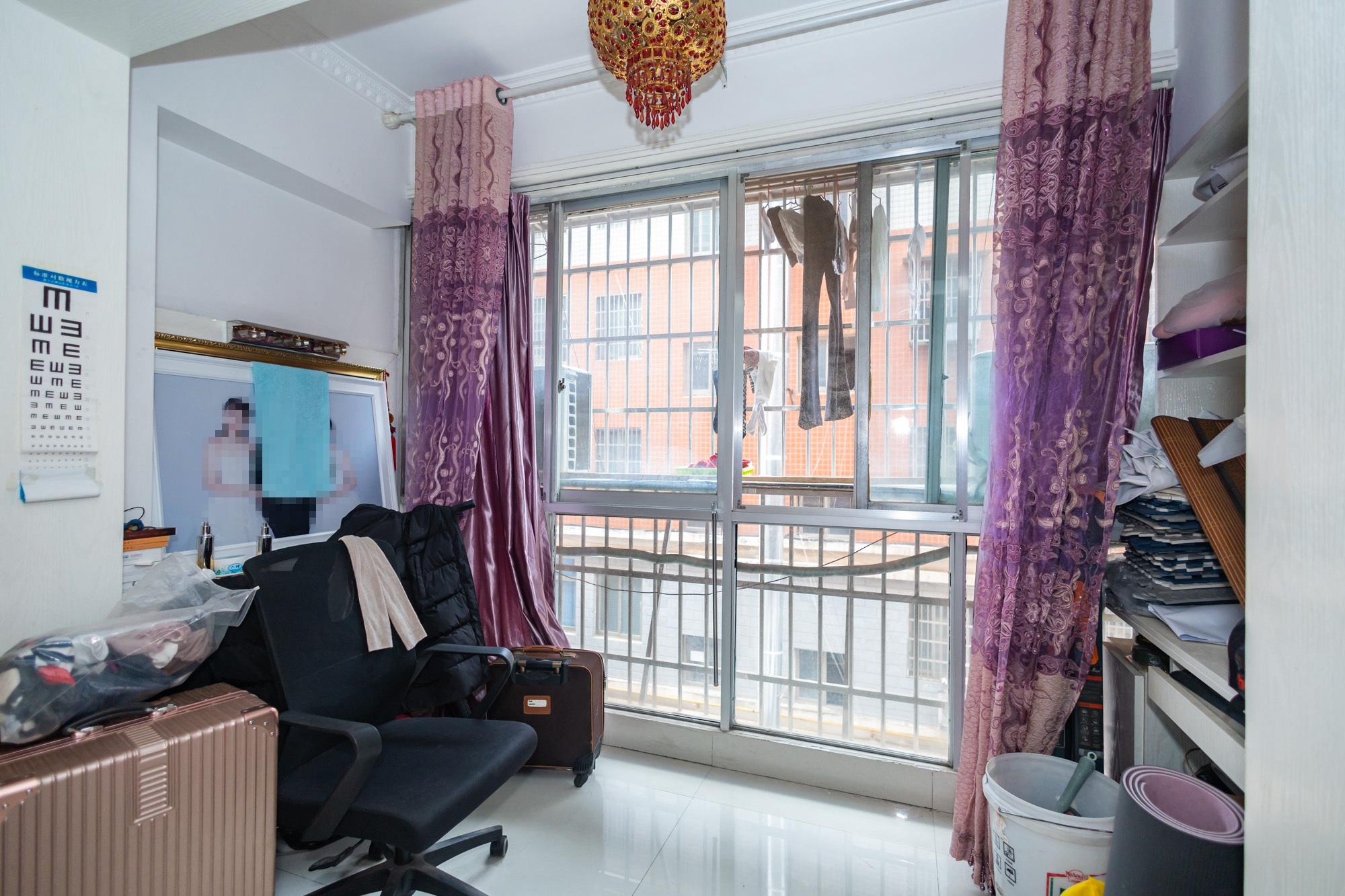 湘绣城 2室2厅1卫 60.0万 湘绣城 2室2厅1卫 60.0万阳台