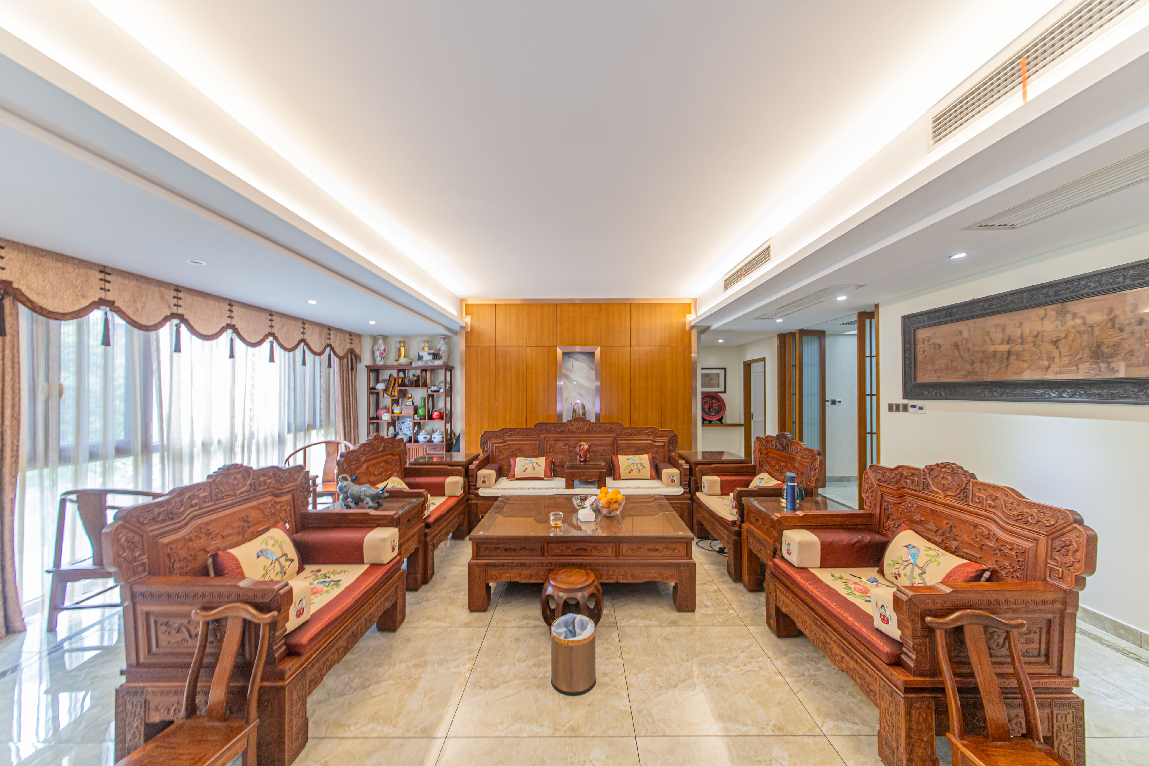 中建芙蓉和苑  4室2厅2卫    298.0万 中建芙蓉和苑  4室2厅2卫    298.0万客厅