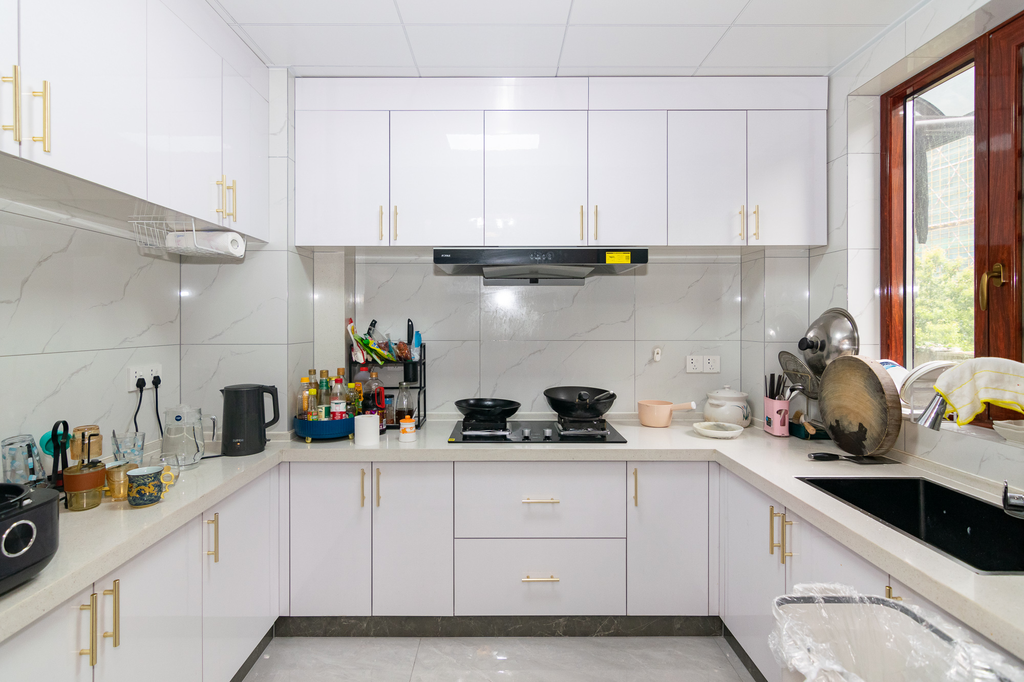 新华联梦想城 5室2厅2卫 155.0万 新华联梦想城 5室2厅2卫 155.0万厨房