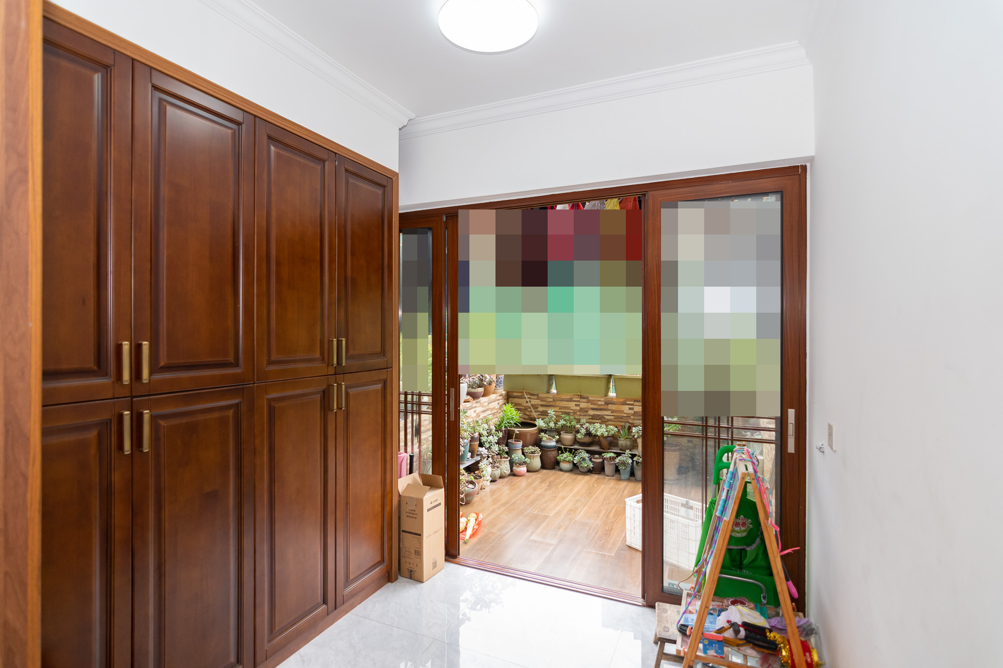 新华联梦想城 5室2厅2卫 155.0万 新华联梦想城 5室2厅2卫 155.0万其他