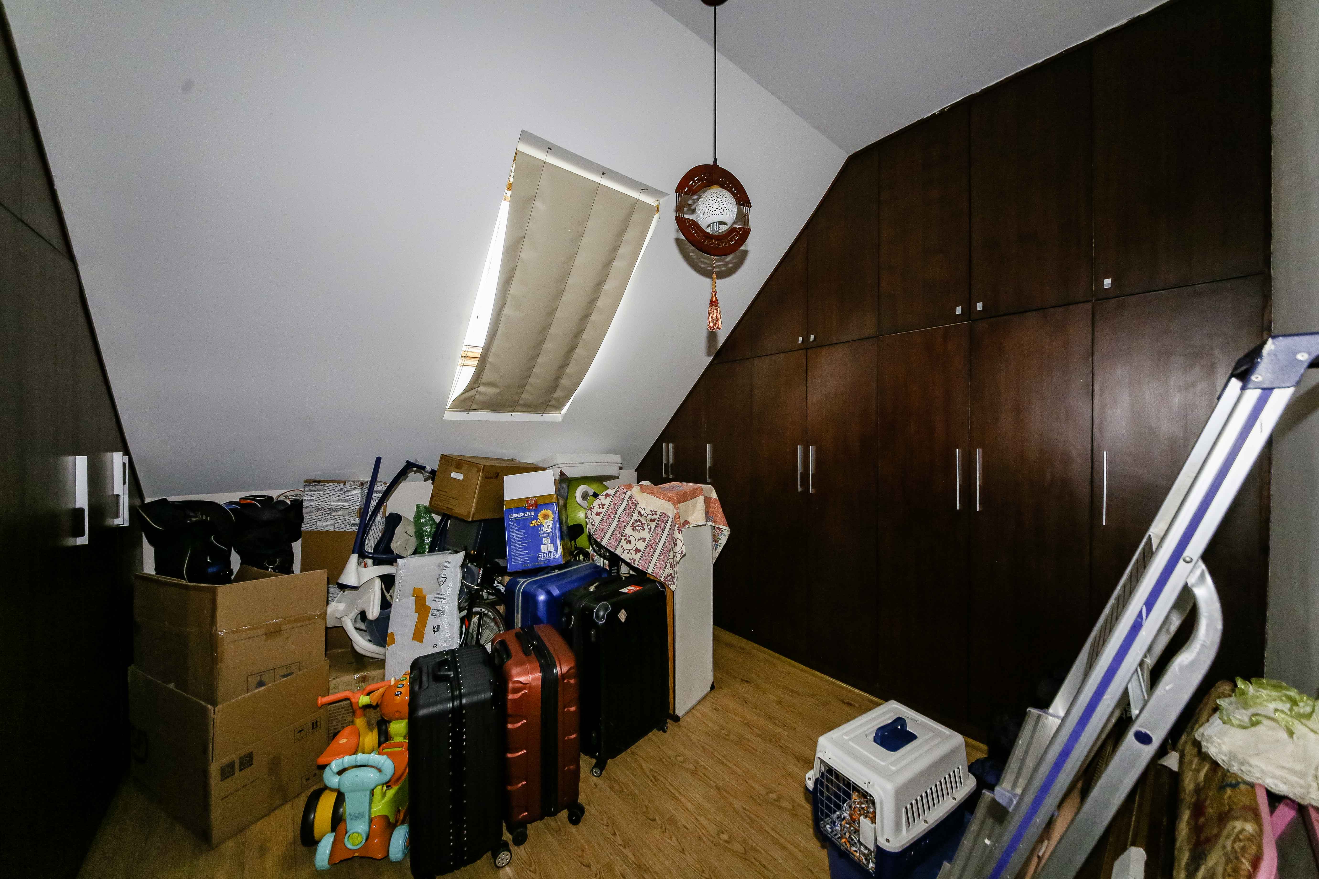 奥林匹克花园  6室2厅3卫   255.00万其他