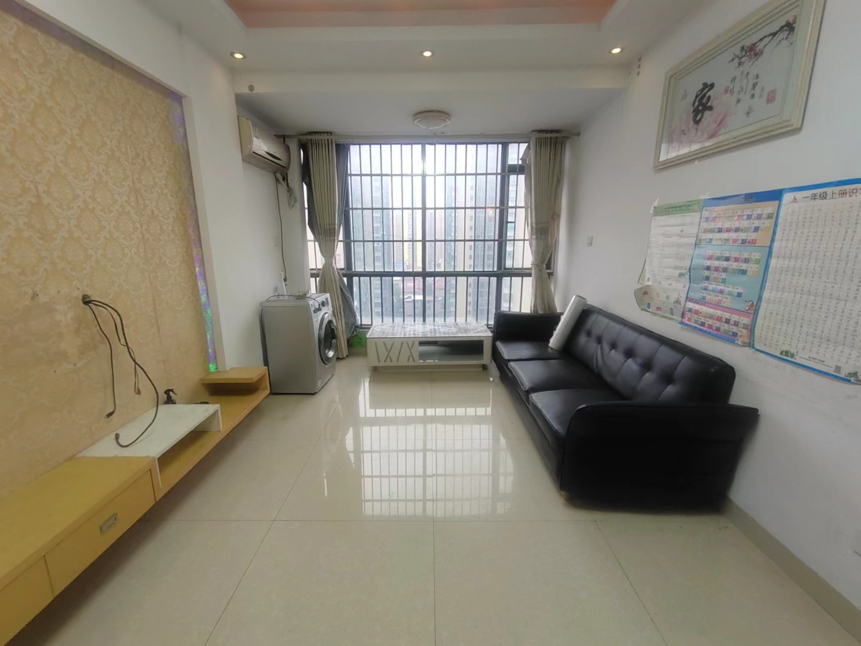 华晨御园 2室1厅1卫 42.0万 华晨御园 2室1厅1卫 42.0万室内图