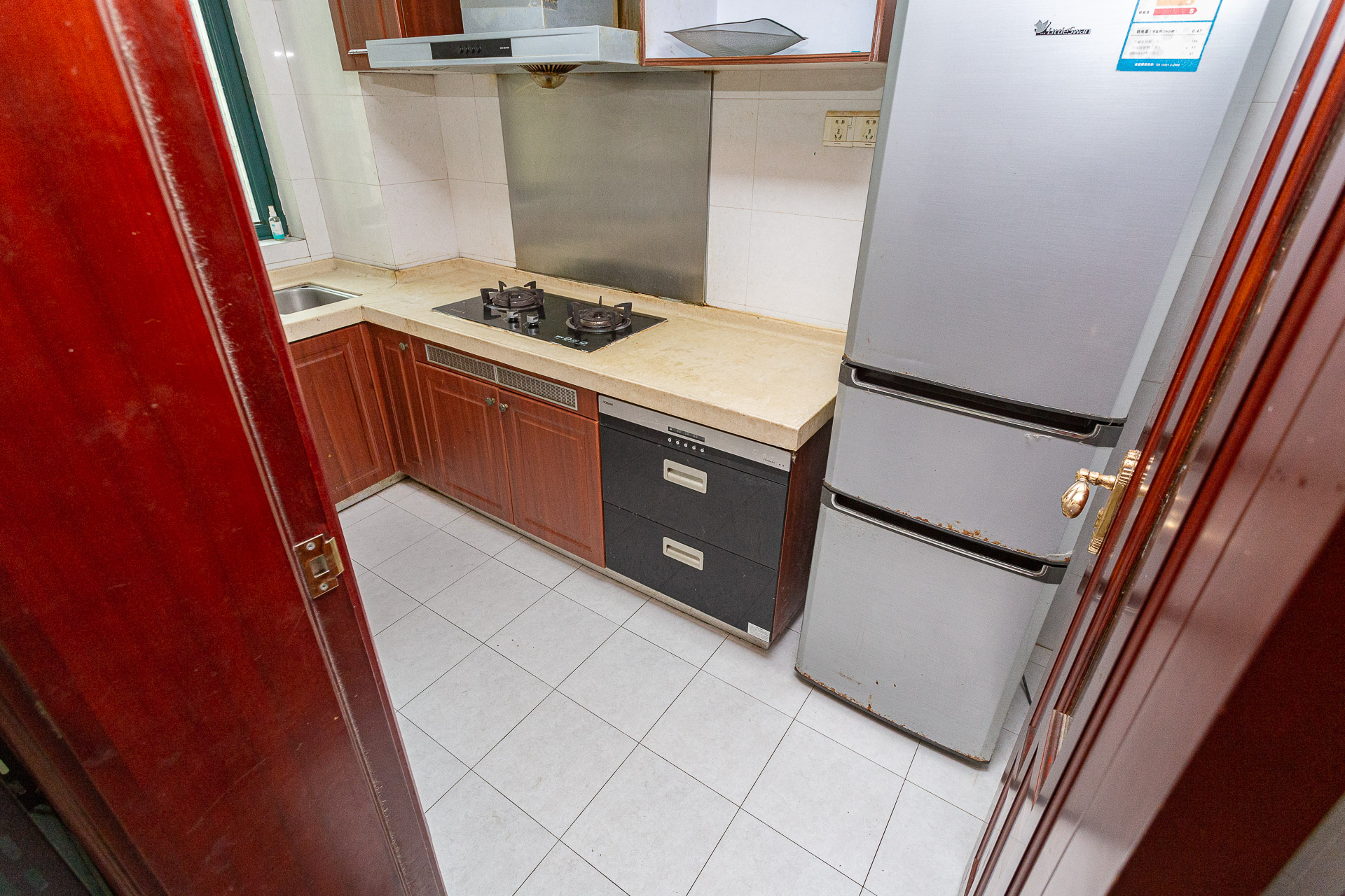 恒大名都 3室2厅1卫 68.0万 恒大名都 3室2厅1卫 68.0万厨房