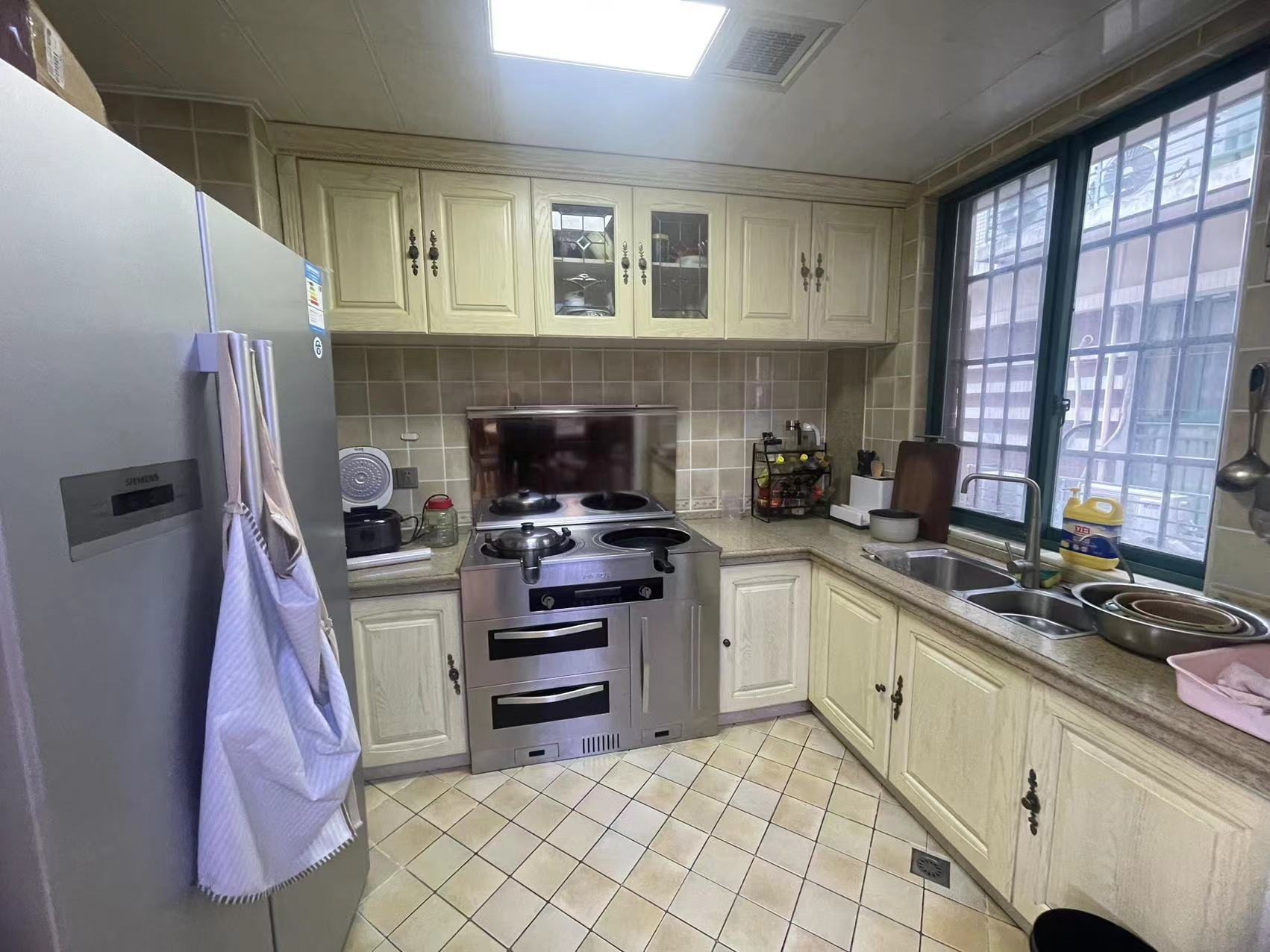 天鹅湖1号 4室2厅2卫 90.0万 天鹅湖1号 4室2厅2卫 90.0万室内图