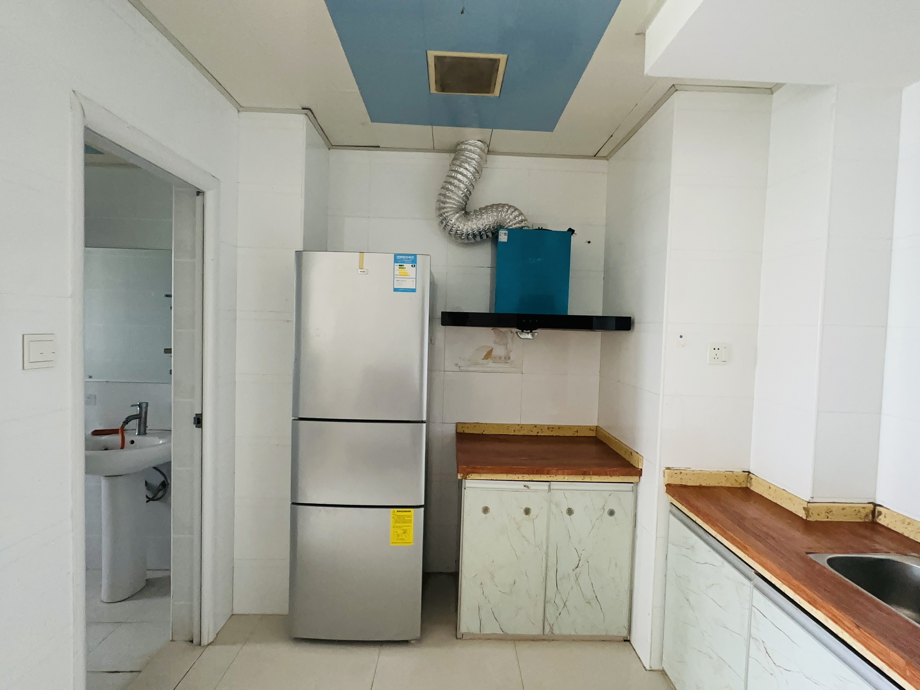 锦地翰城一期 1室0厅1卫 50.0万 锦地翰城一期 1室0厅1卫 50.0万厨房