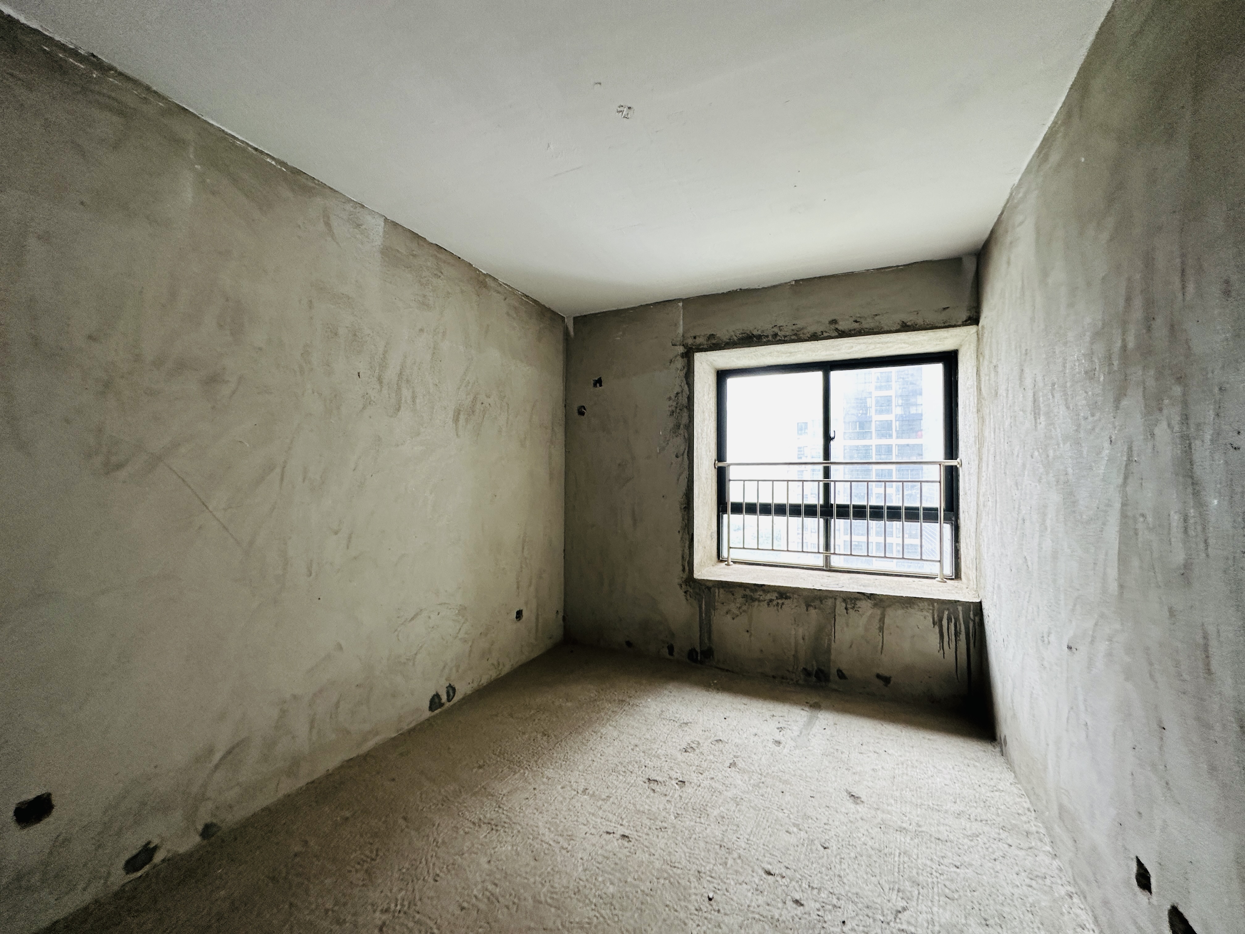 紫竹园  4室2厅2卫    185.0万 紫竹园  4室2厅2卫    185.0万卧室