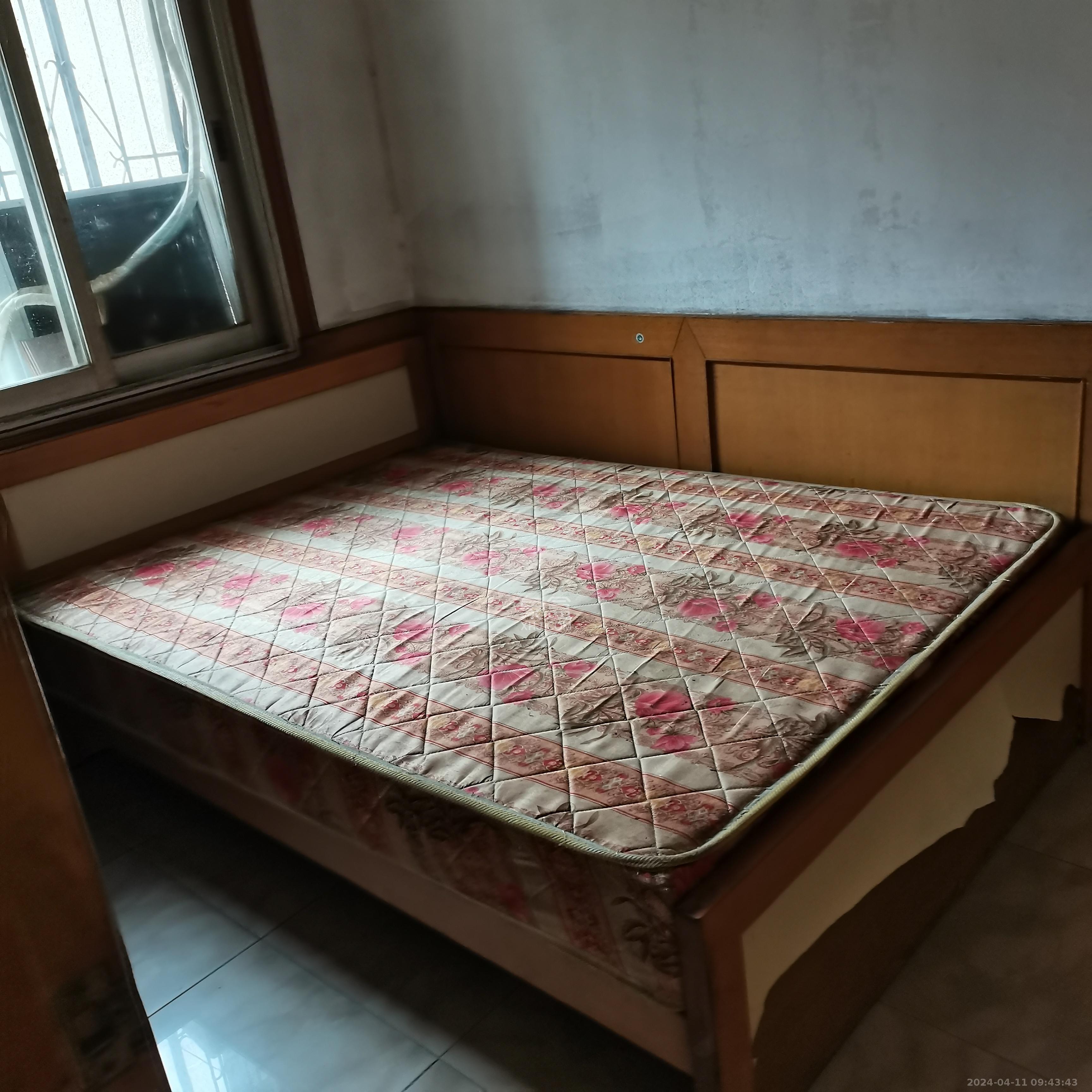 湖南广播电视学校宿舍  4室1厅1卫   1900.00元/月室内图