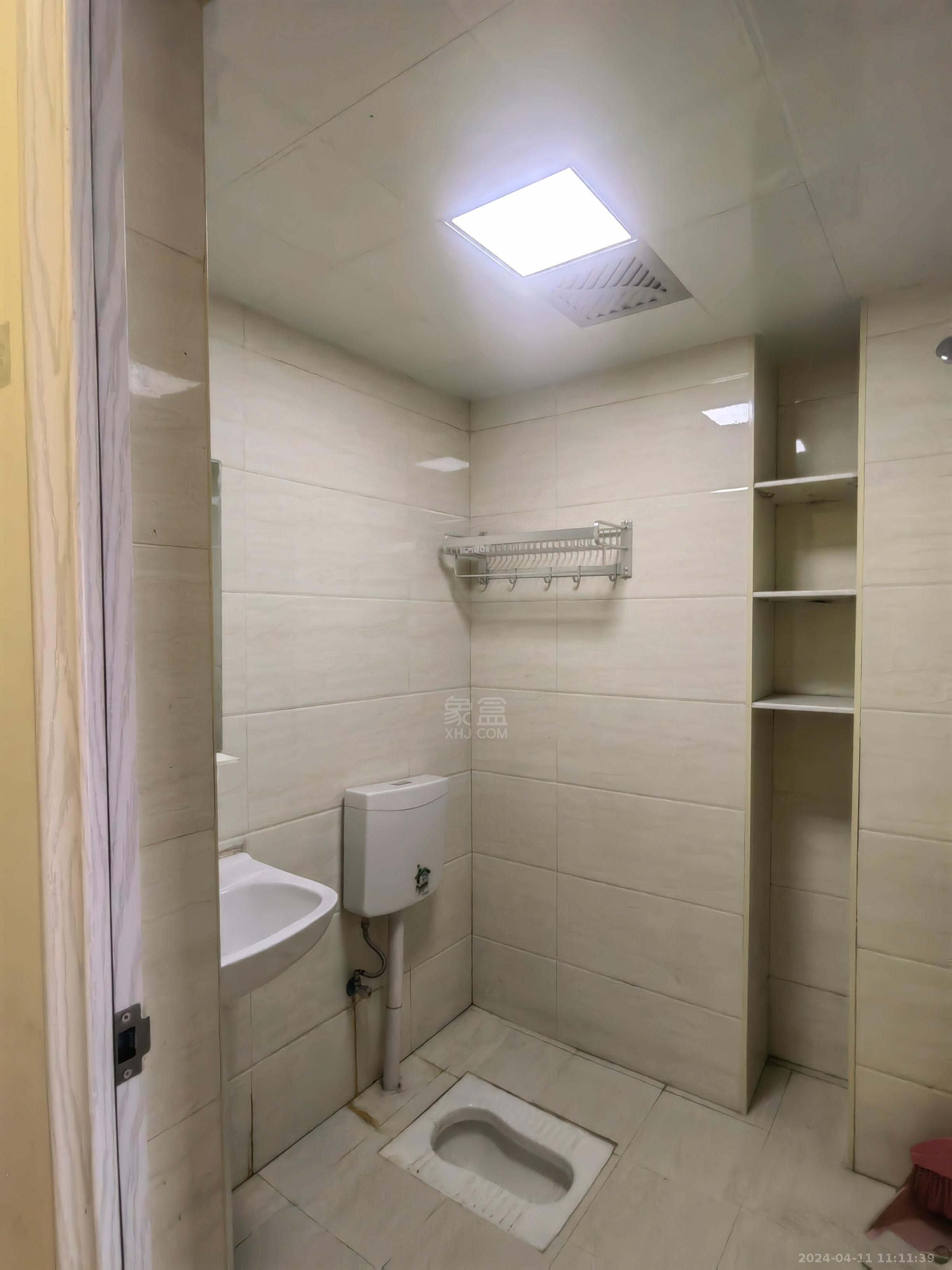 中建御山和苑  1室1厅1卫   1500.00元/月室内图