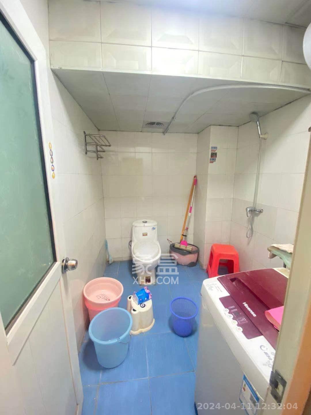 君临天厦 2室1厅1卫 2200.0元/月 君临天厦 2室1厅1卫 2200.0元/月室内图