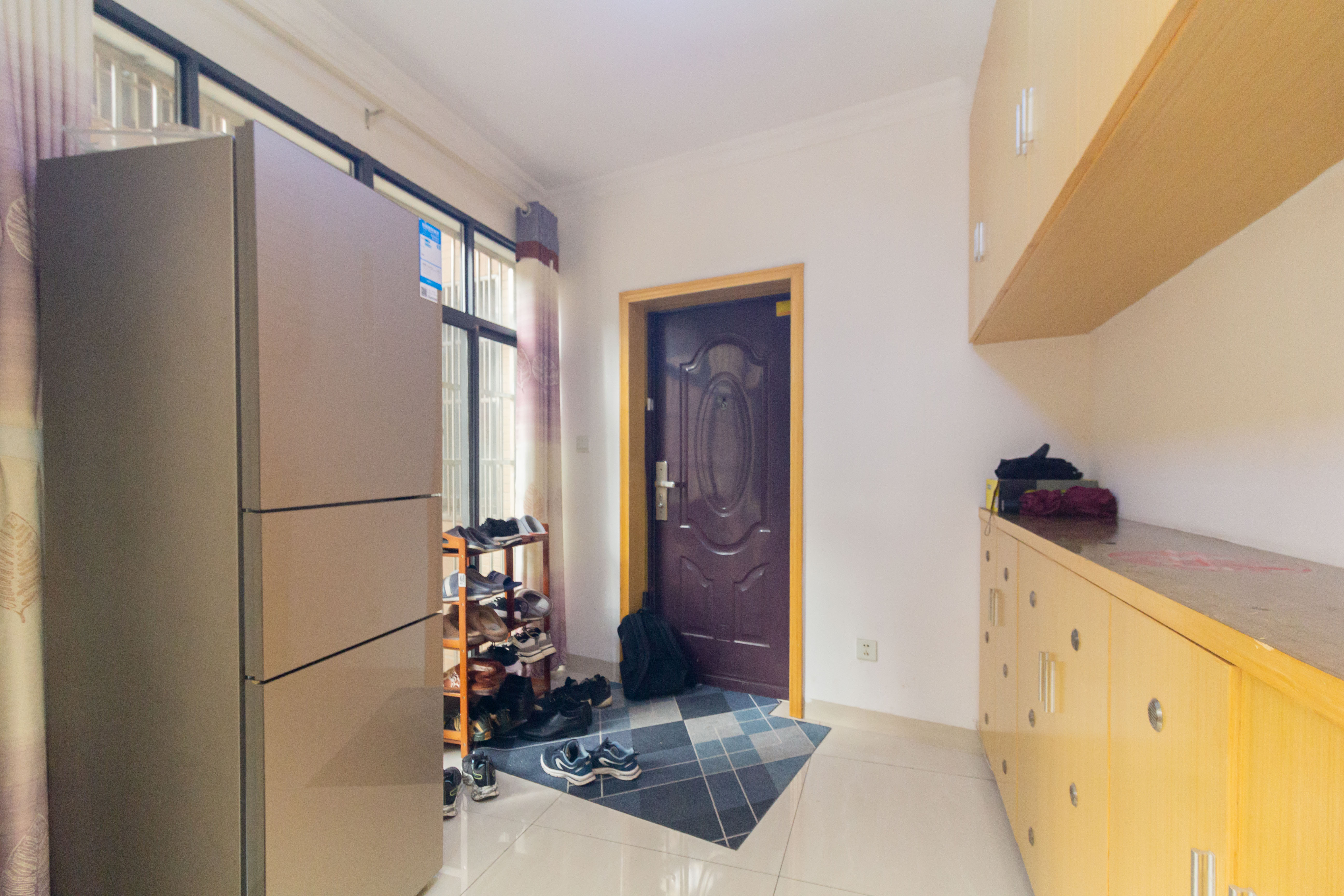 爵士湘 3室2厅1卫 90.0万 爵士湘 3室2厅1卫 90.0万卧室