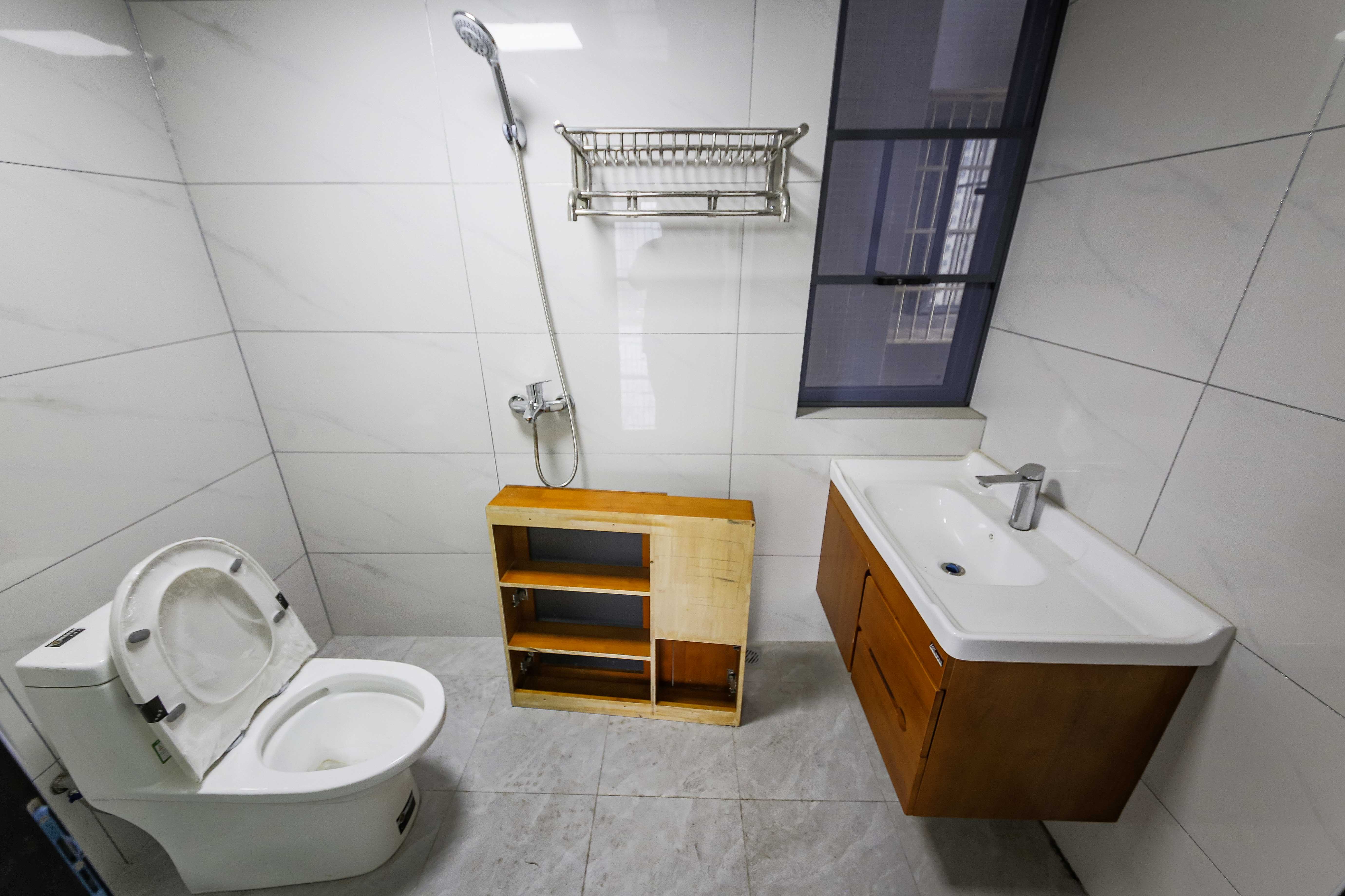 和庄 2室2厅1卫 65.0万 和庄 2室2厅1卫 65.0万卫生间