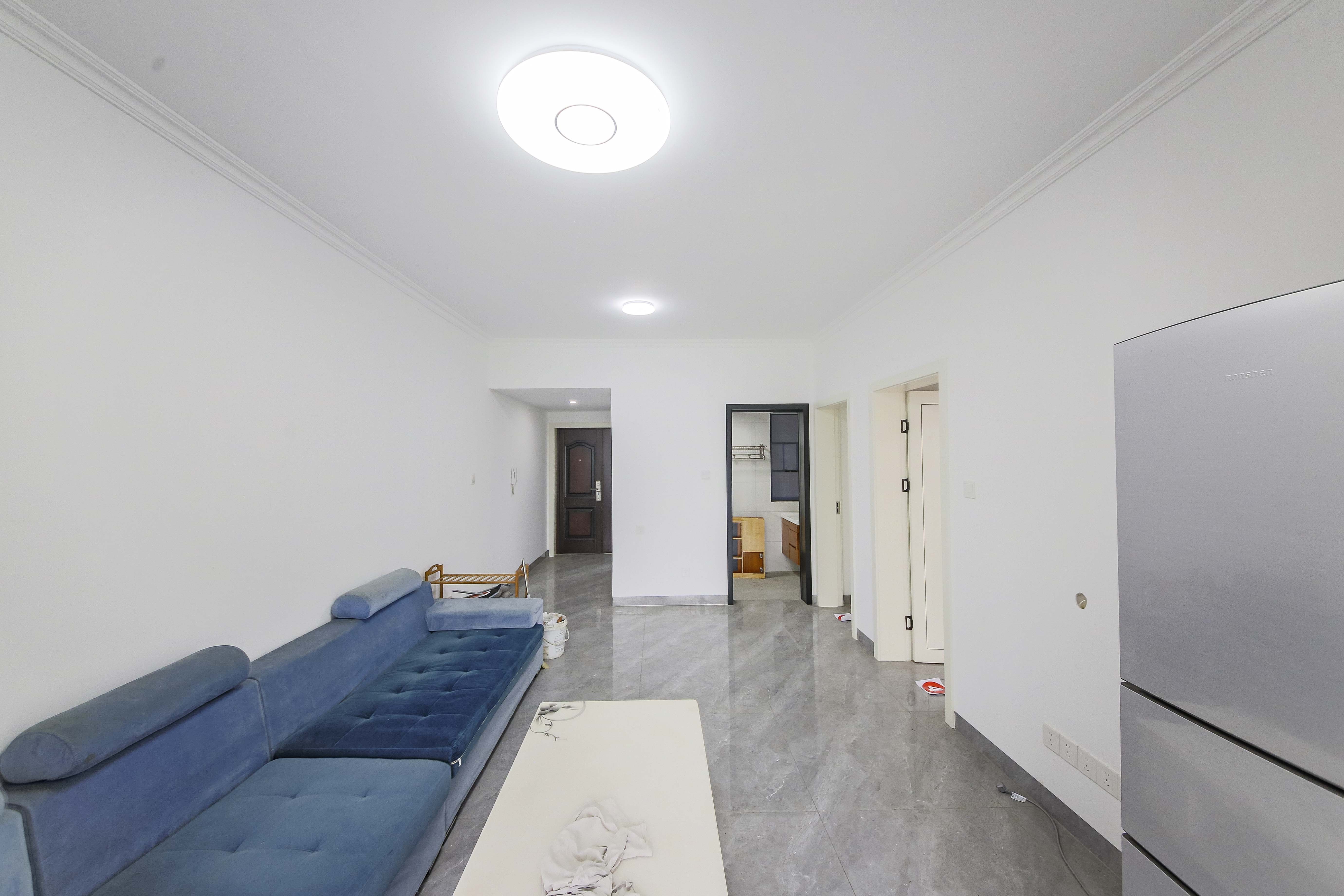 和庄 2室2厅1卫 65.0万 和庄 2室2厅1卫 65.0万客厅