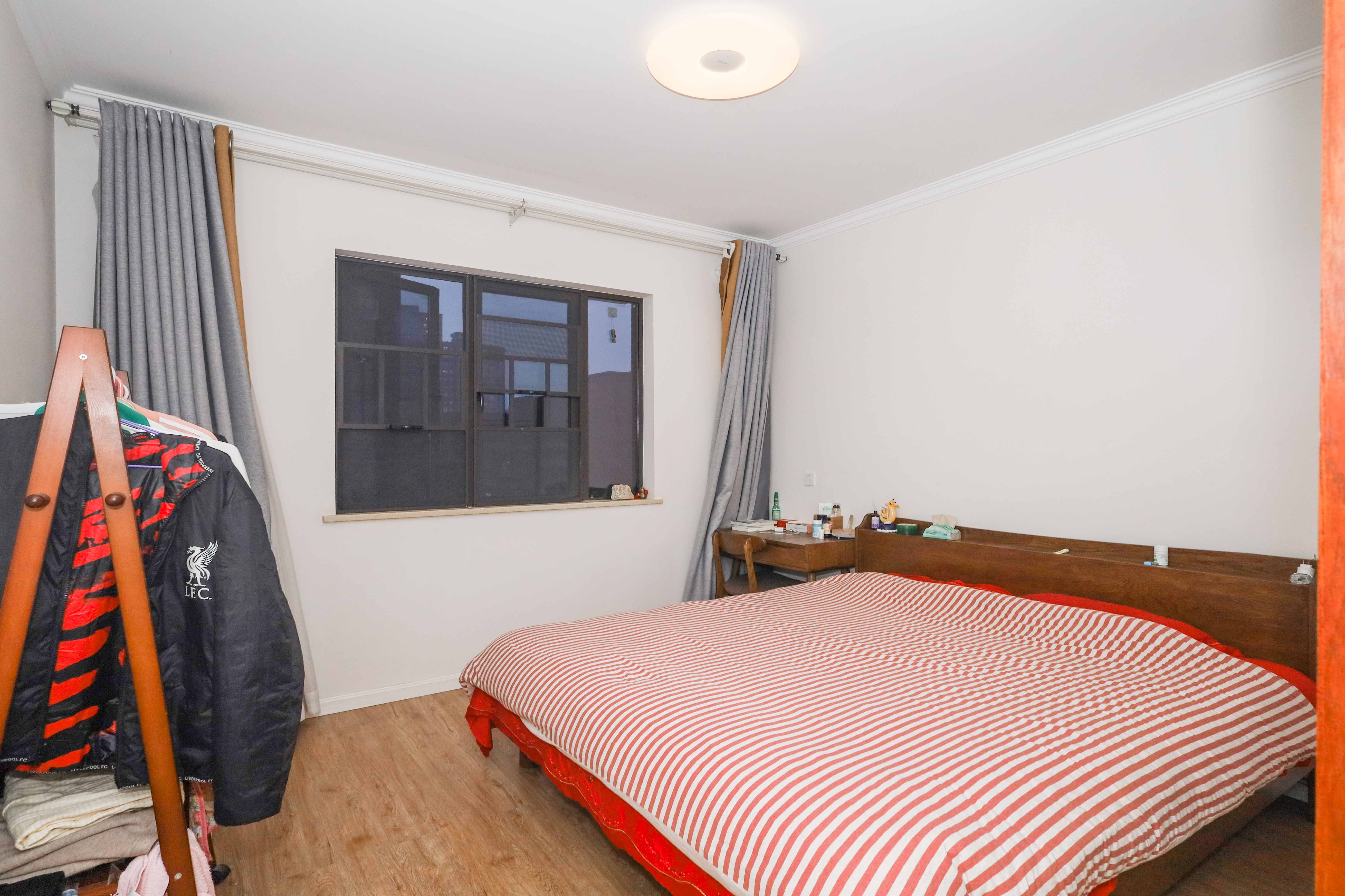 中冶中央公园  4室2厅2卫    145.0万 中冶中央公园  4室2厅2卫    145.0万卧室