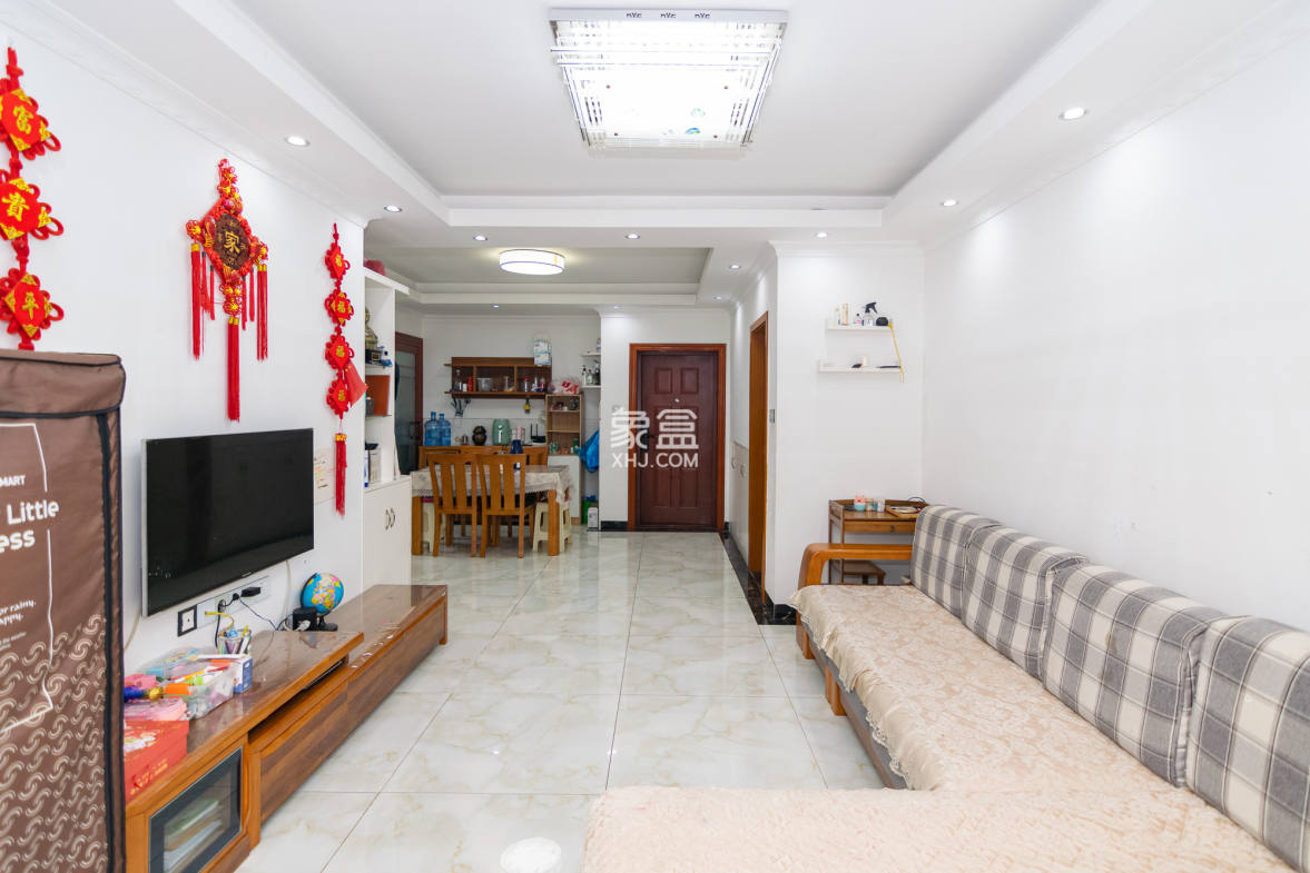 新城国际花都 2室1厅1卫 58.0万 新城国际花都 2室1厅1卫 58.0万客厅