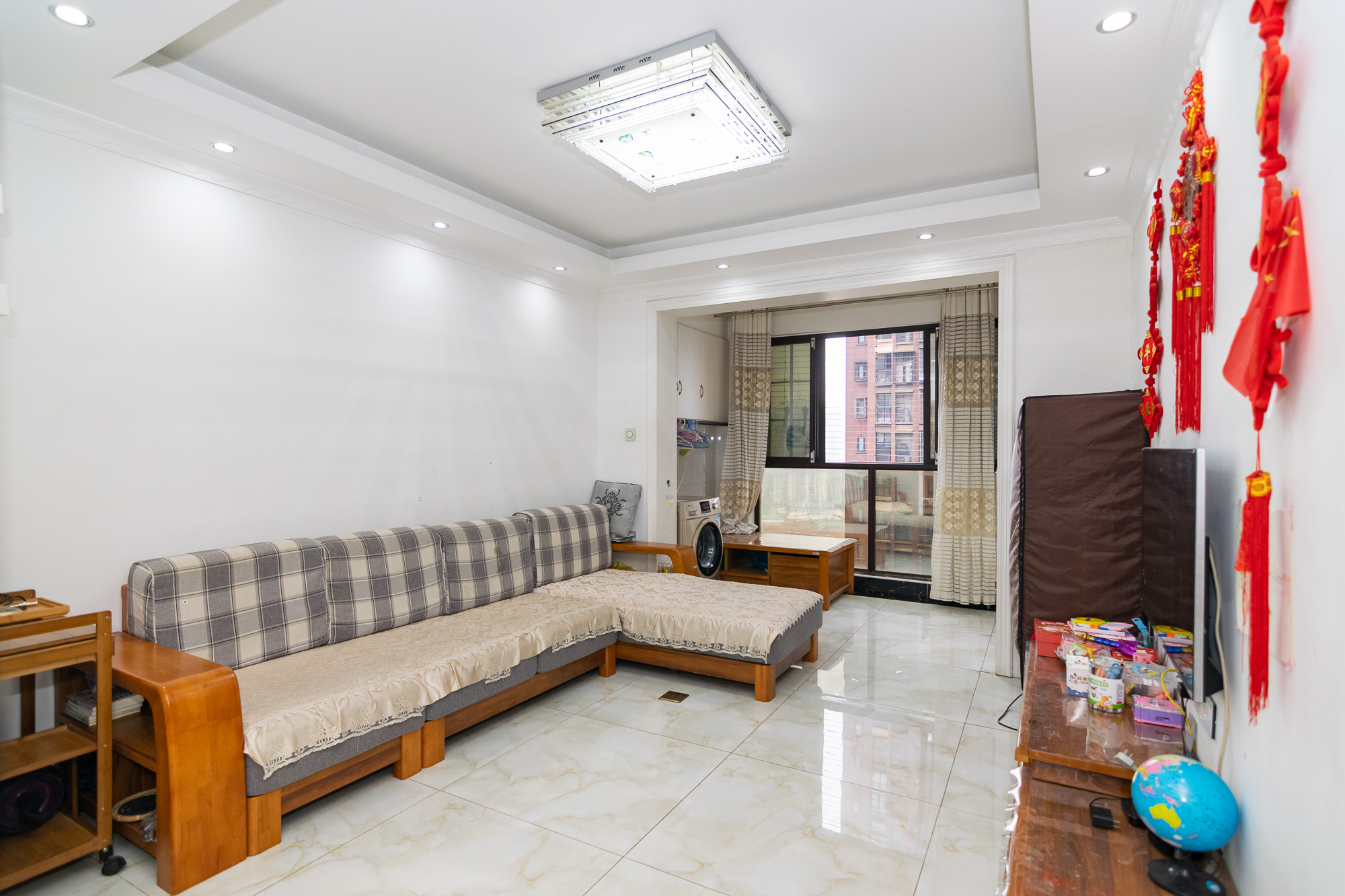 新城国际花都 2室1厅1卫 58.0万 新城国际花都 2室1厅1卫 58.0万客厅