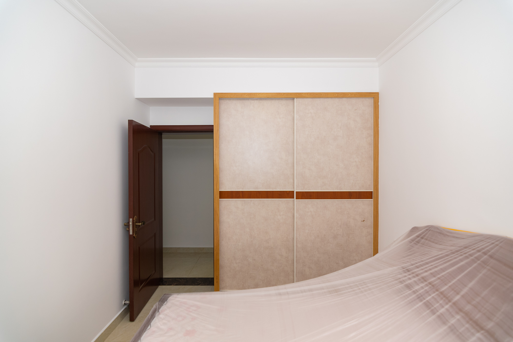 润和长郡(润和紫郡二三期) 5室2厅2卫 128.0万 润和长郡(润和紫郡二三期) 5室2厅2卫 128.0万卧室